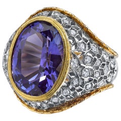 Bague de cocktail Florentine de 8,25 carats en or 18k avec tanzanite et diamant