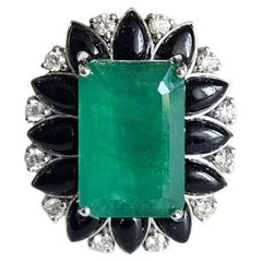 Anello di fidanzamento con smeraldo dello Zambia, onice nera e diamanti da 8,25 carati in oro 18 carati