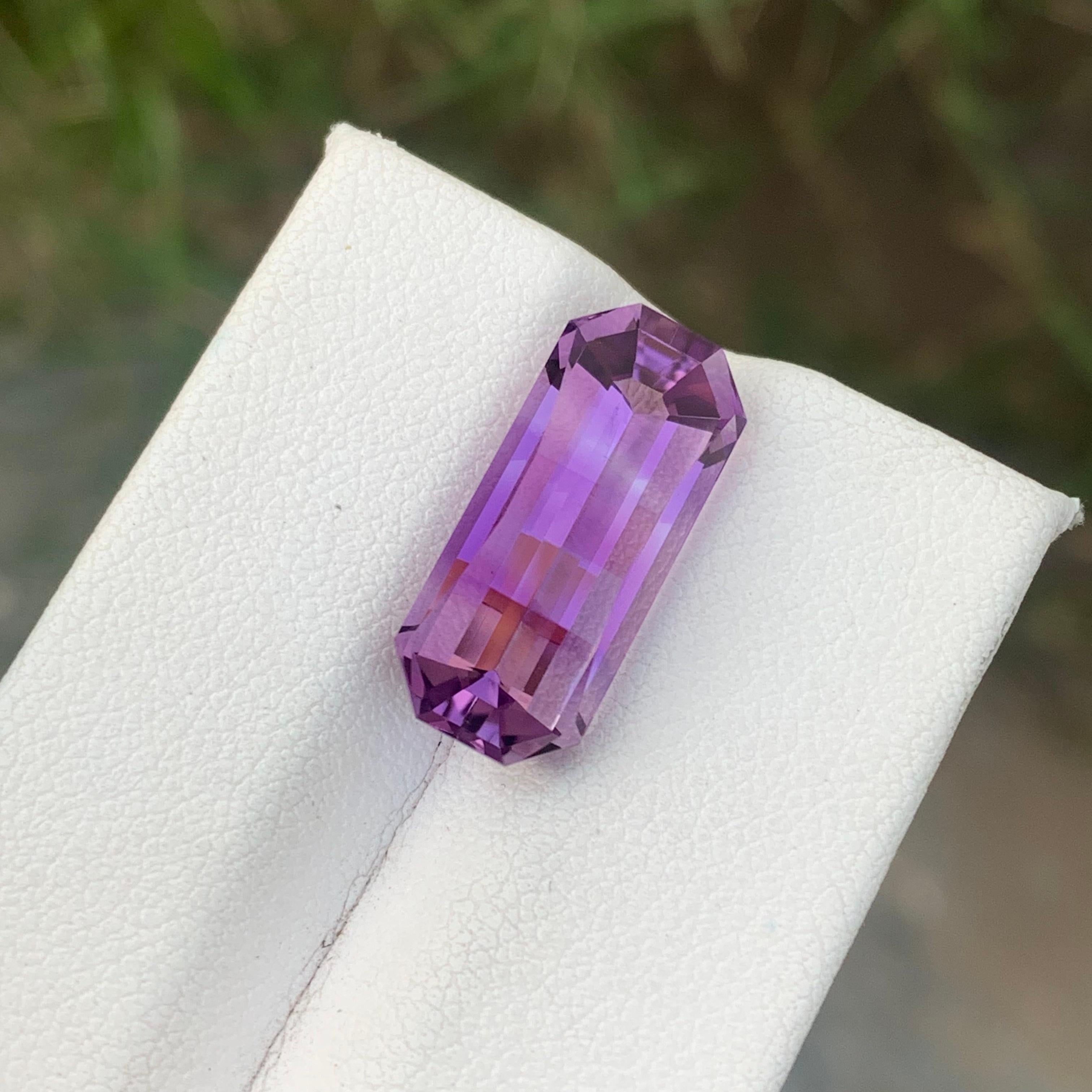 8.25cts Natural Loose Amethyst Gemstone Pixel Pixelated Cut From Brazil Mine In New Condition For Sale In Peshawar, PK