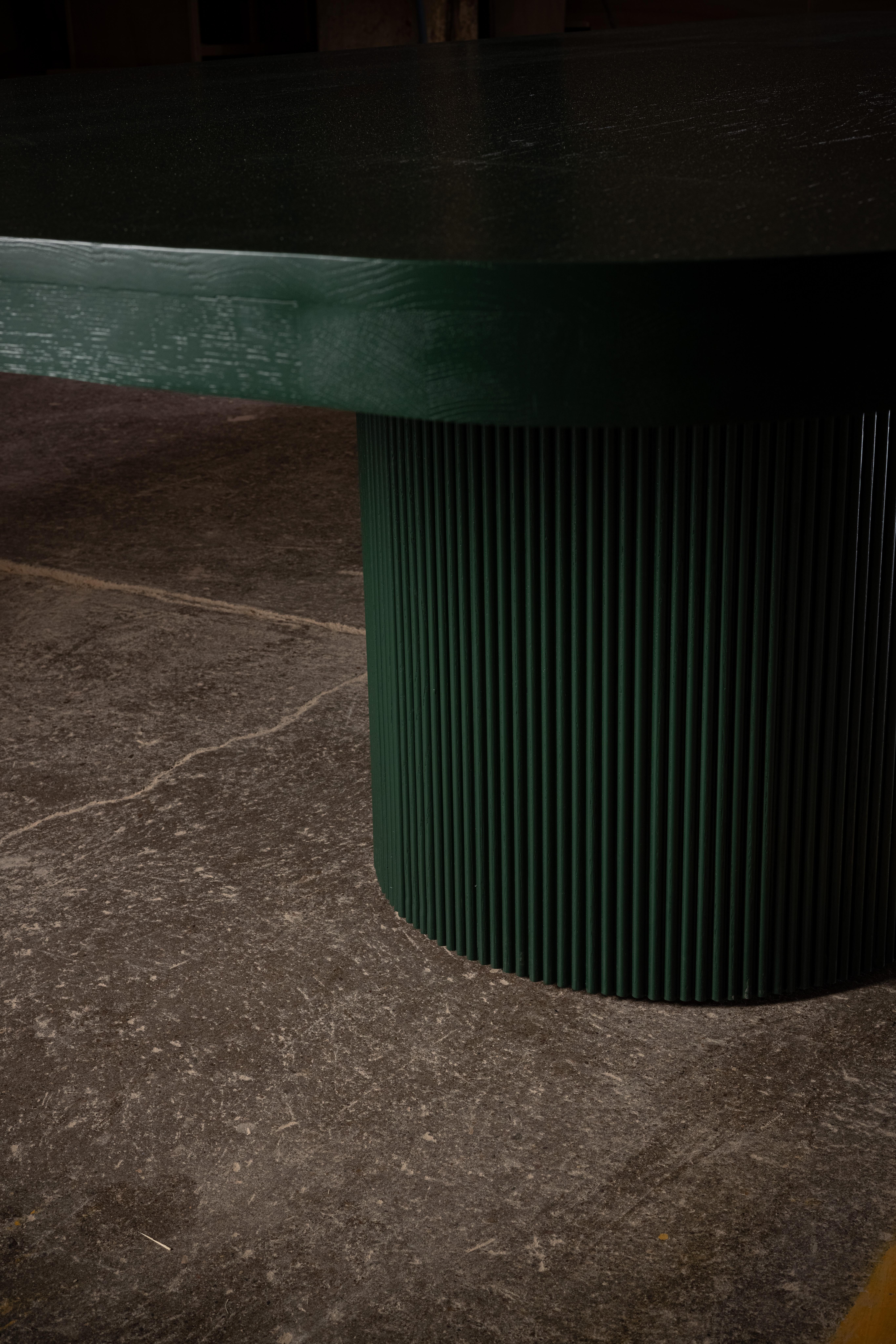 Mexicain 8272 Table de salle à manger artisanale en Greene & Greene Oak par No Age Studio en vente