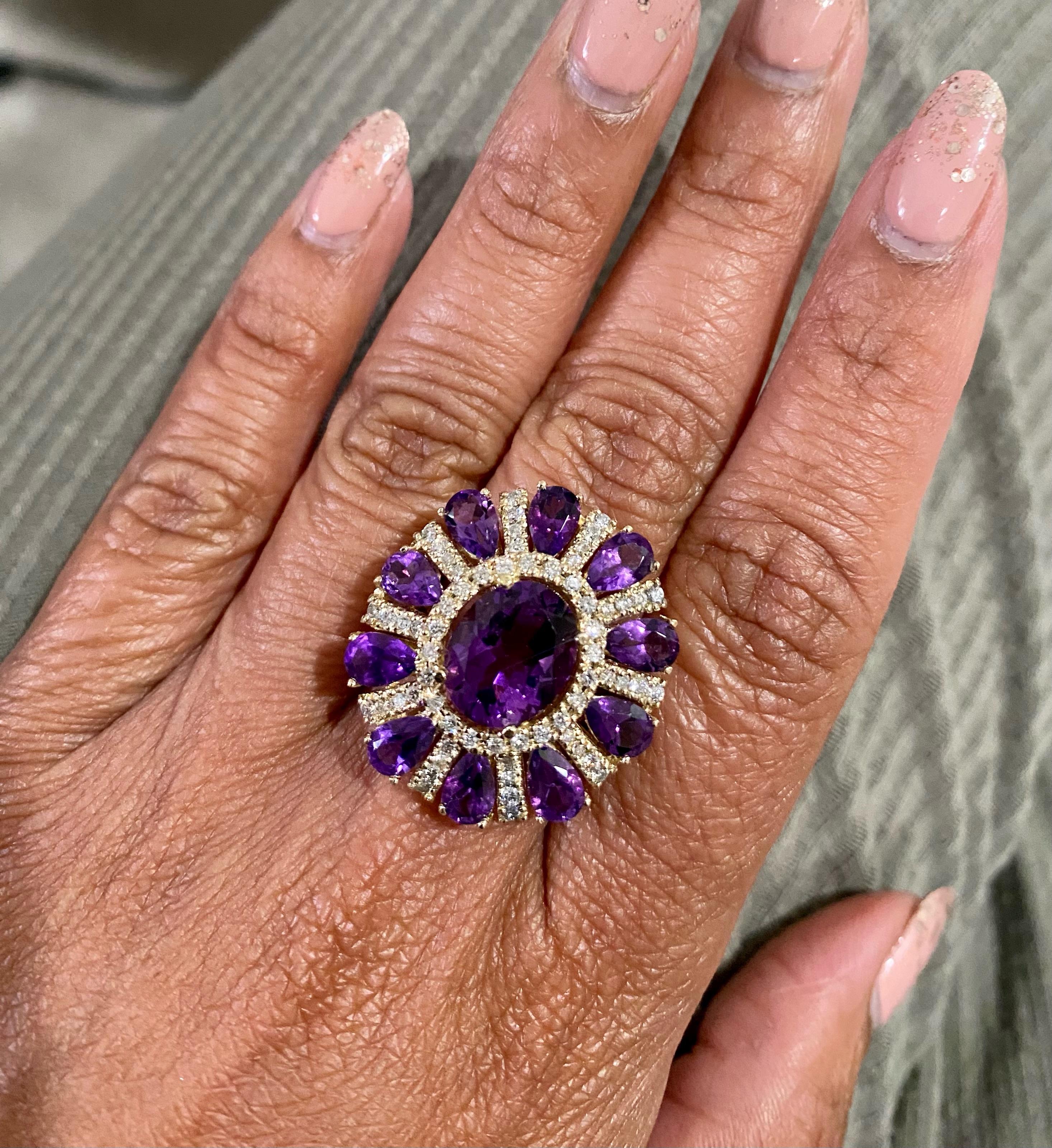 8.28 Carat Natural Amethyst and Diamond Yellow Gold Cocktail Ring For Sale 1