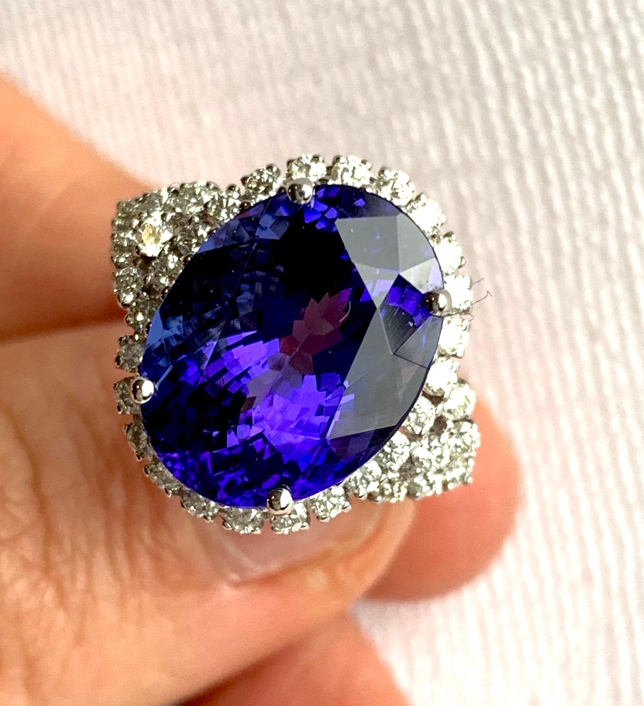 8.28 Carat Oval Tanzanite Engagement Ring In New Condition For Sale In GREAT NECK, NY