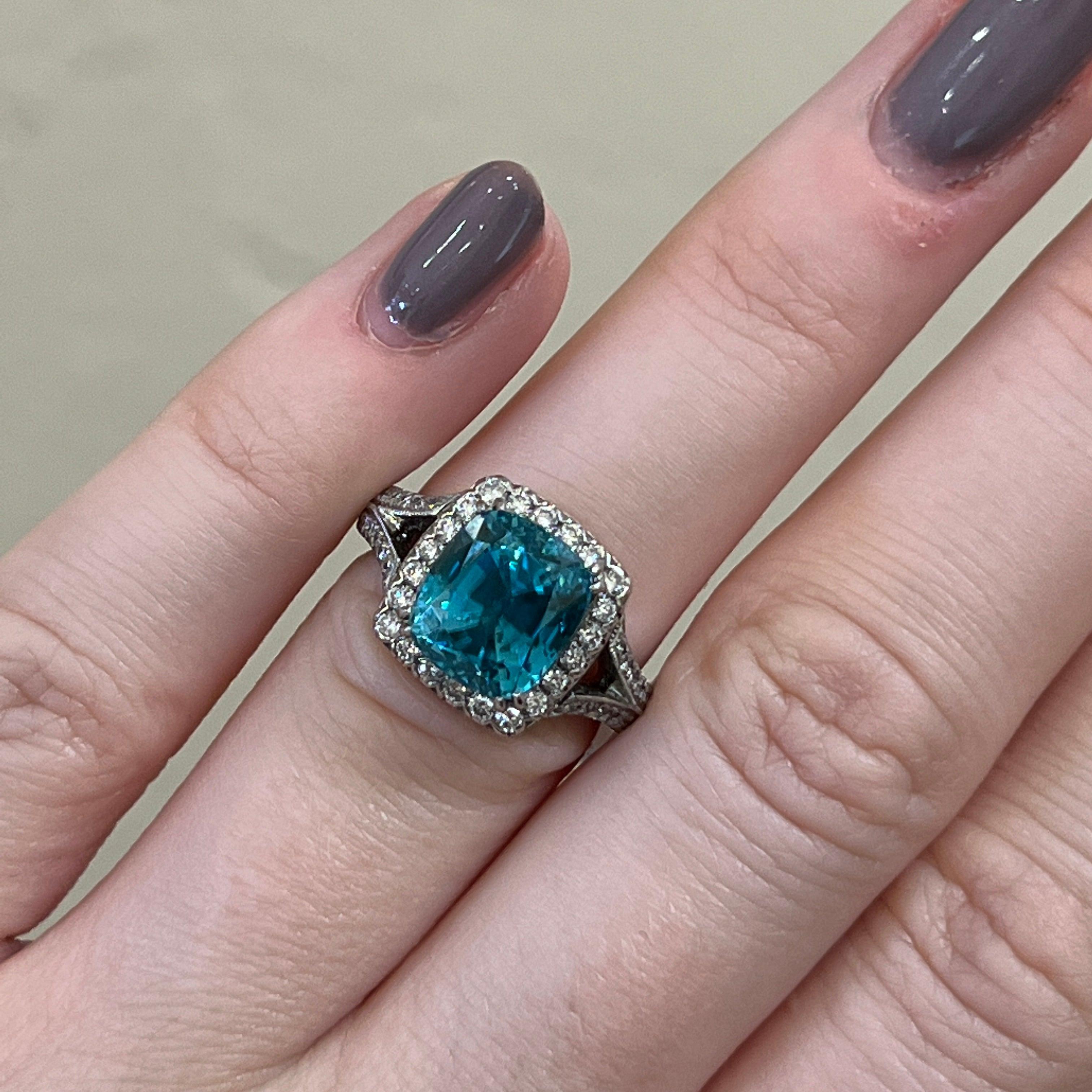 8.28CT Blue Zircon Handmade Diamond Platinum Ring In New Condition For Sale In Carmel-by-the-Sea, CA