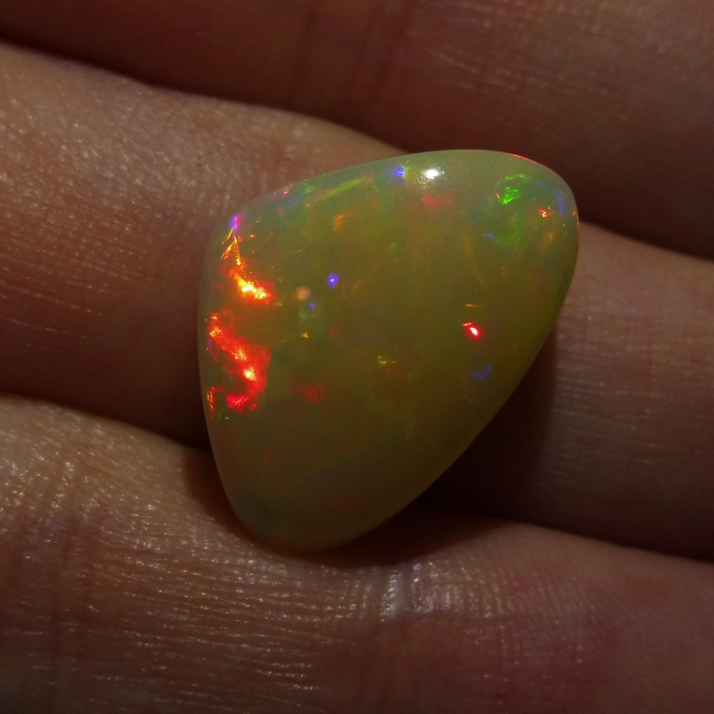 8.29 ct Pear Cabochon  Opal For Sale 6