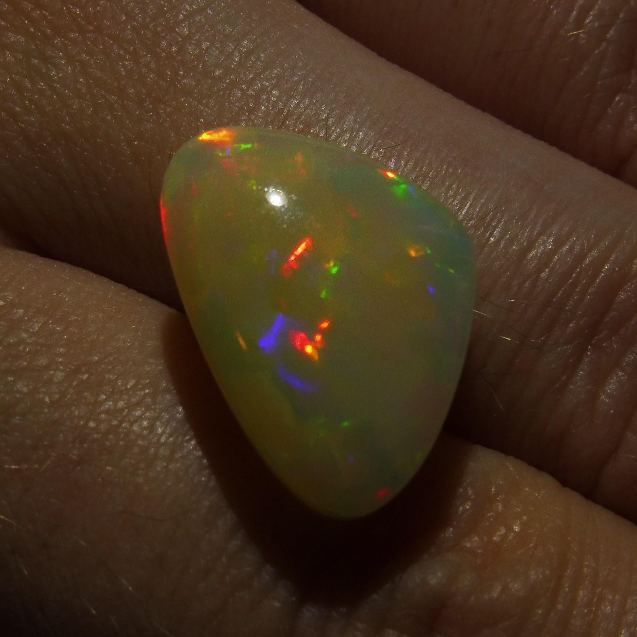 8.29 ct Pear Cabochon  Opal For Sale 4