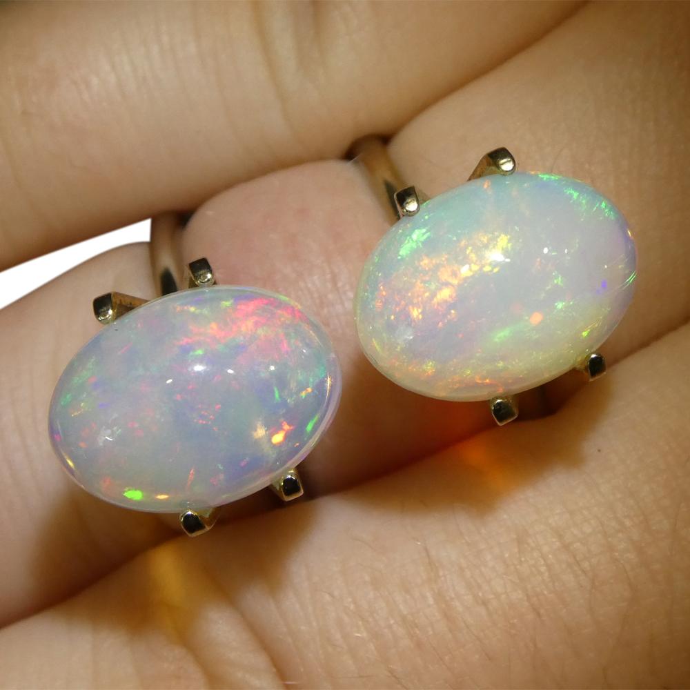 Taglio ovale Coppia di 8,29ct Cabochon ovali di cristallo bianco opale dall'Etiopia in vendita