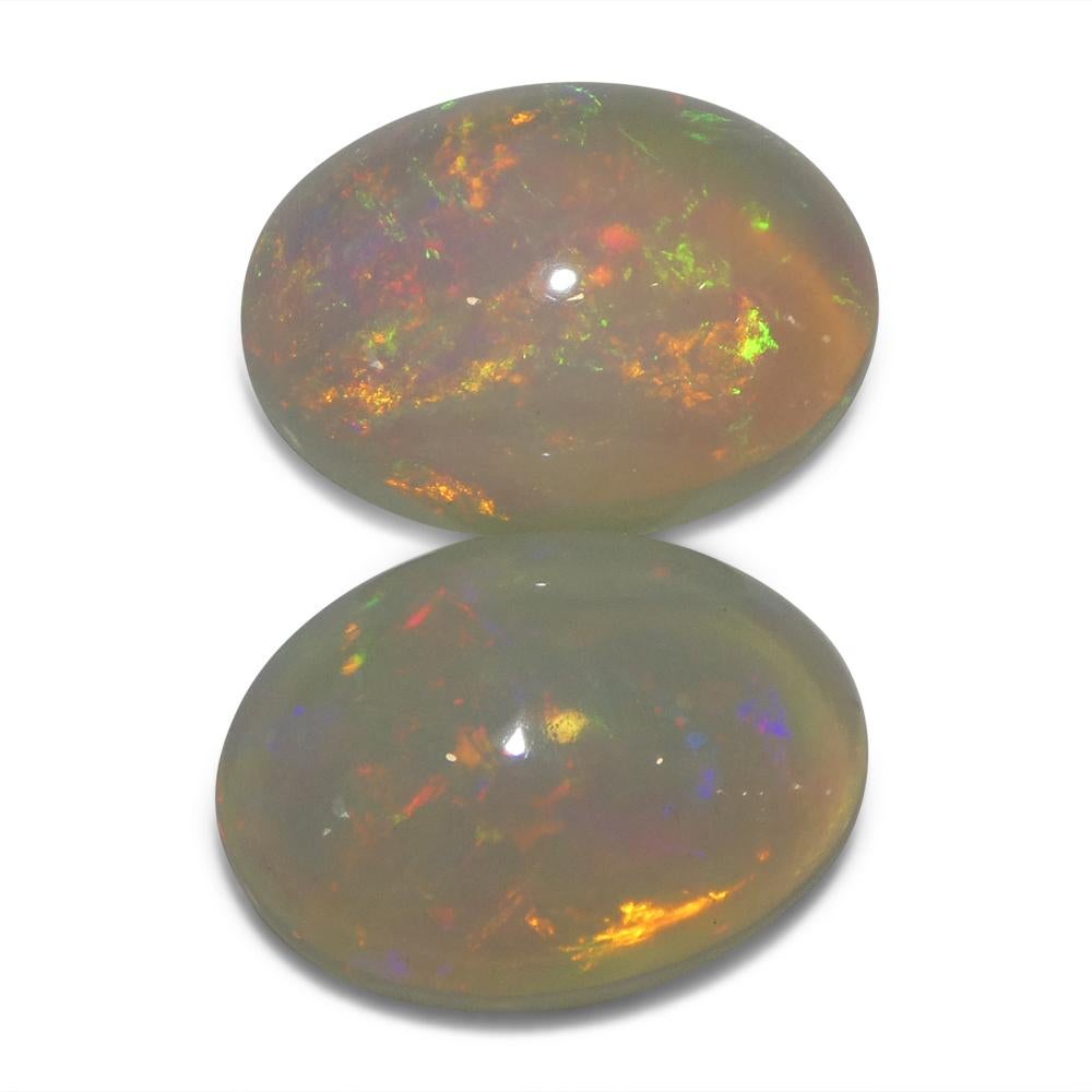 Coppia di 8,29ct Cabochon ovali di cristallo bianco opale dall'Etiopia in vendita 2