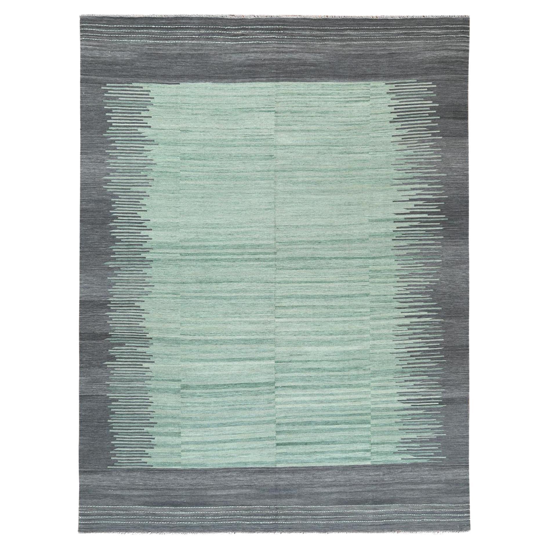 8
2 "x10
1" Handgewebter hellgrüner Nomadic Design Flachgewebe Kilim Wollteppich