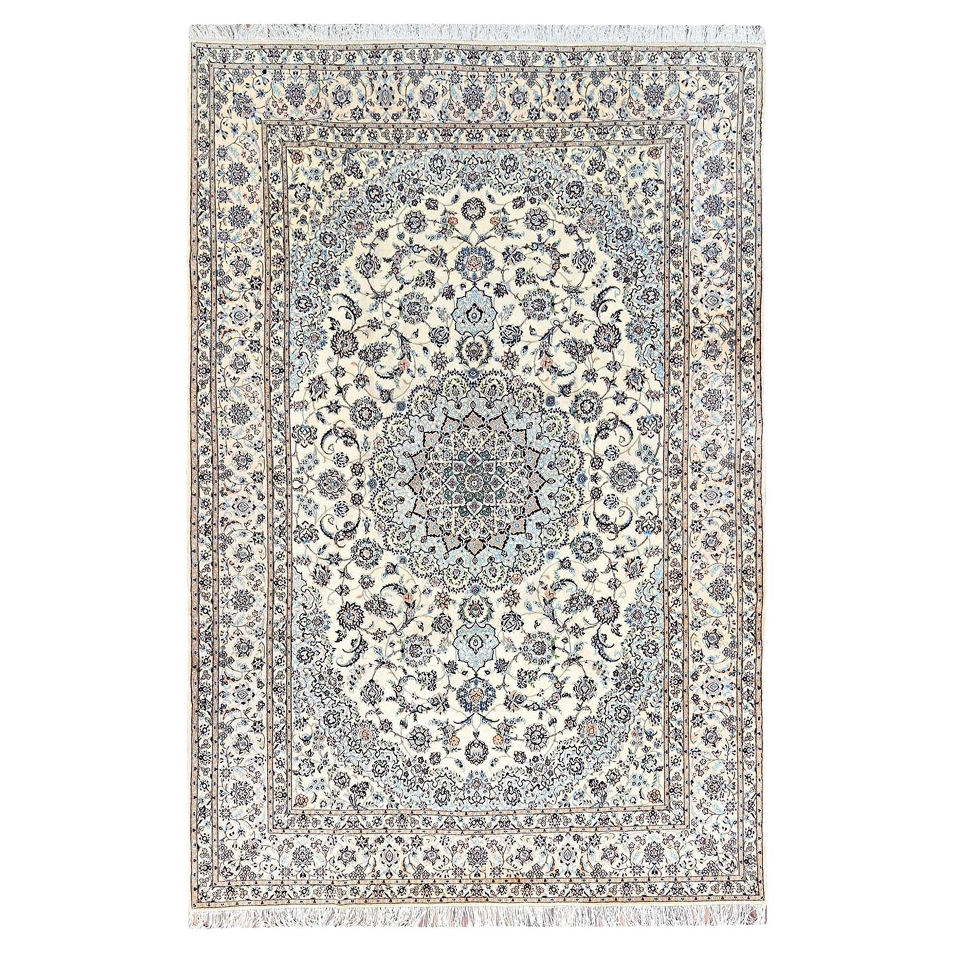 Tappeto Persiano Nain 400 KPSI in Lana e Seta Annodato a Mano 8
2 "x11
8" Bianco Crema