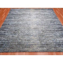8'2"x8'2" Blauer handgeknüpfter quadratischer Teppich aus Wolle und Seide mit horizontalem Ombre-Design