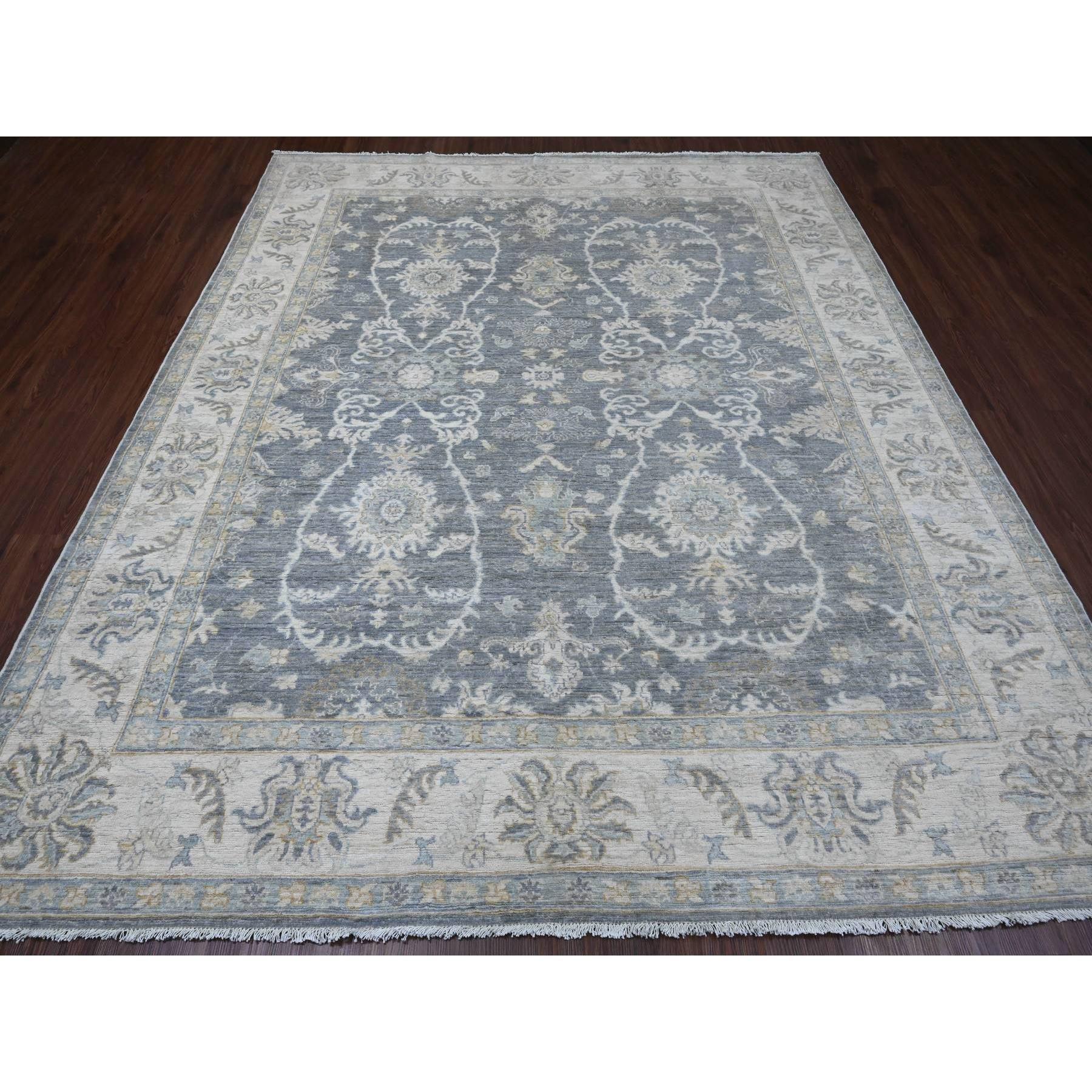 Grigio peltro, Peshawar con disegno Ziegler Mahal, Annodato a mano, Tinture naturali, Lana pura, Tessuto fitto, Tappeto orientale
Materiali primari: Lana
Lattice: No Pile 
altezza: 0,25 pollici
Stile: Tradizionale
Colore primario: Grigio
Colori