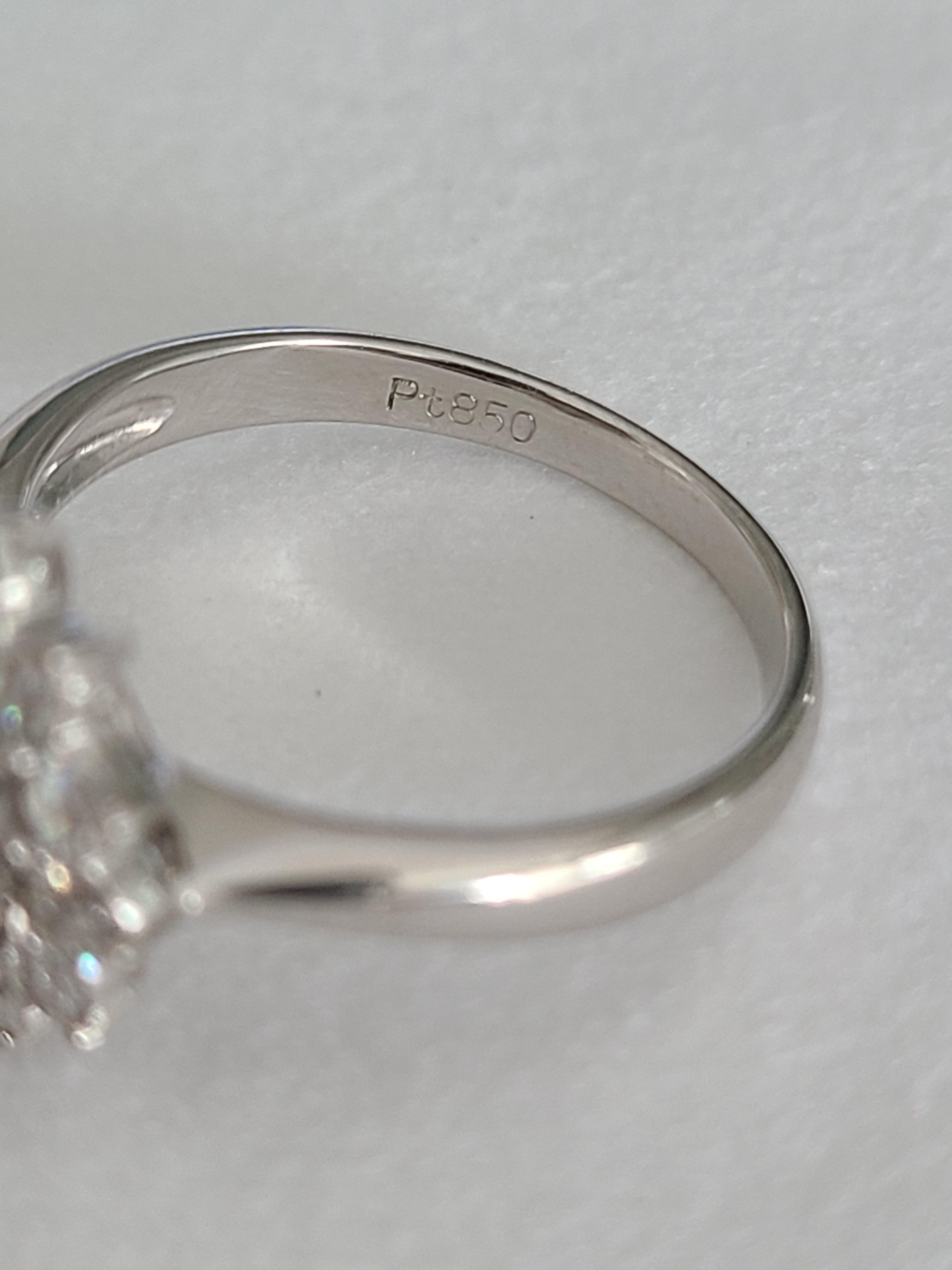 Round Cut Pearl Ring Set in Platinum PT850 with Diamonds