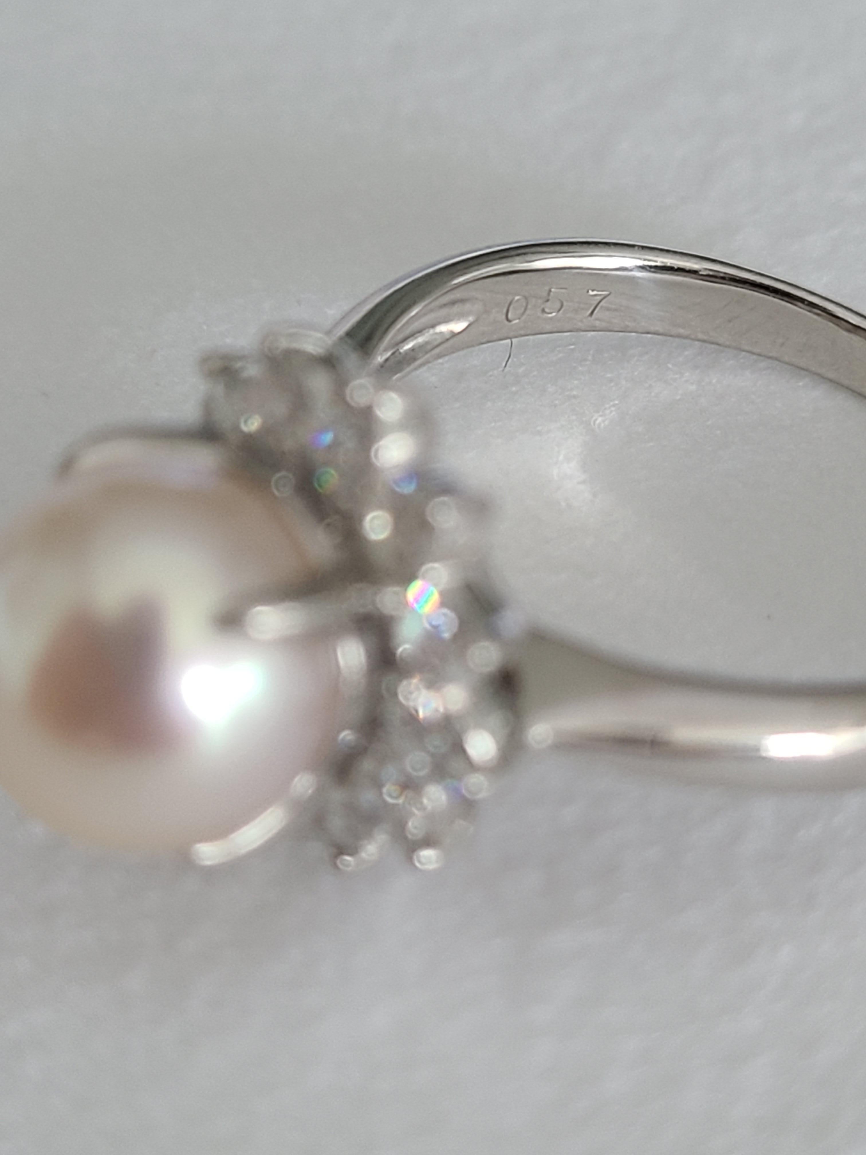 Pearl Ring Set in Platinum PT850 with Diamonds In New Condition In Hong Kong, HK