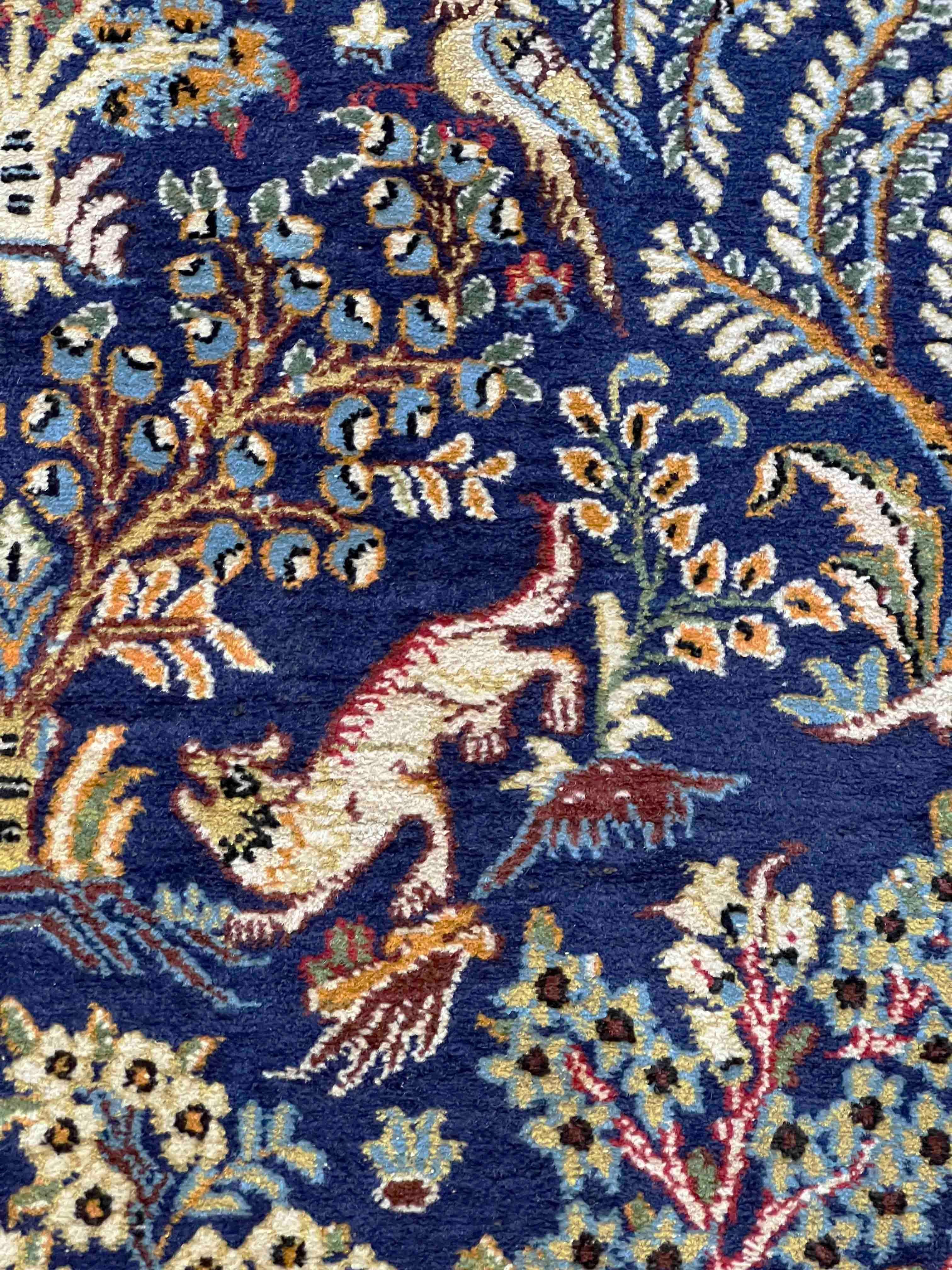 830 - Magnifique tapis vintage Qom à motif de jardin en vente 5