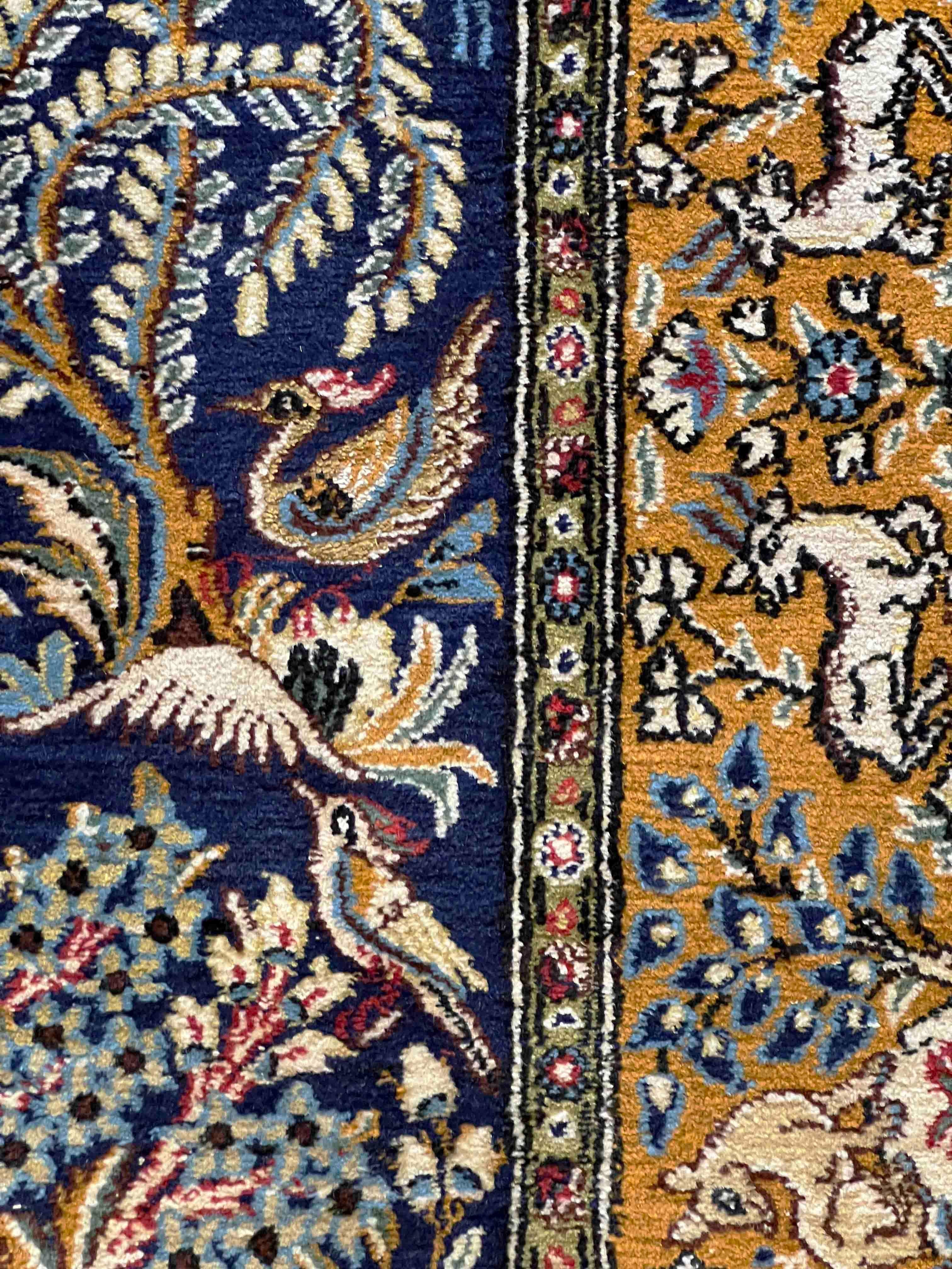 830 - Magnifique tapis vintage Qom à motif de jardin en vente 9
