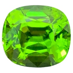 8.30 Carat Natural Loose Apple Green Peridot Cushion Cut Pakistani Gemstone
