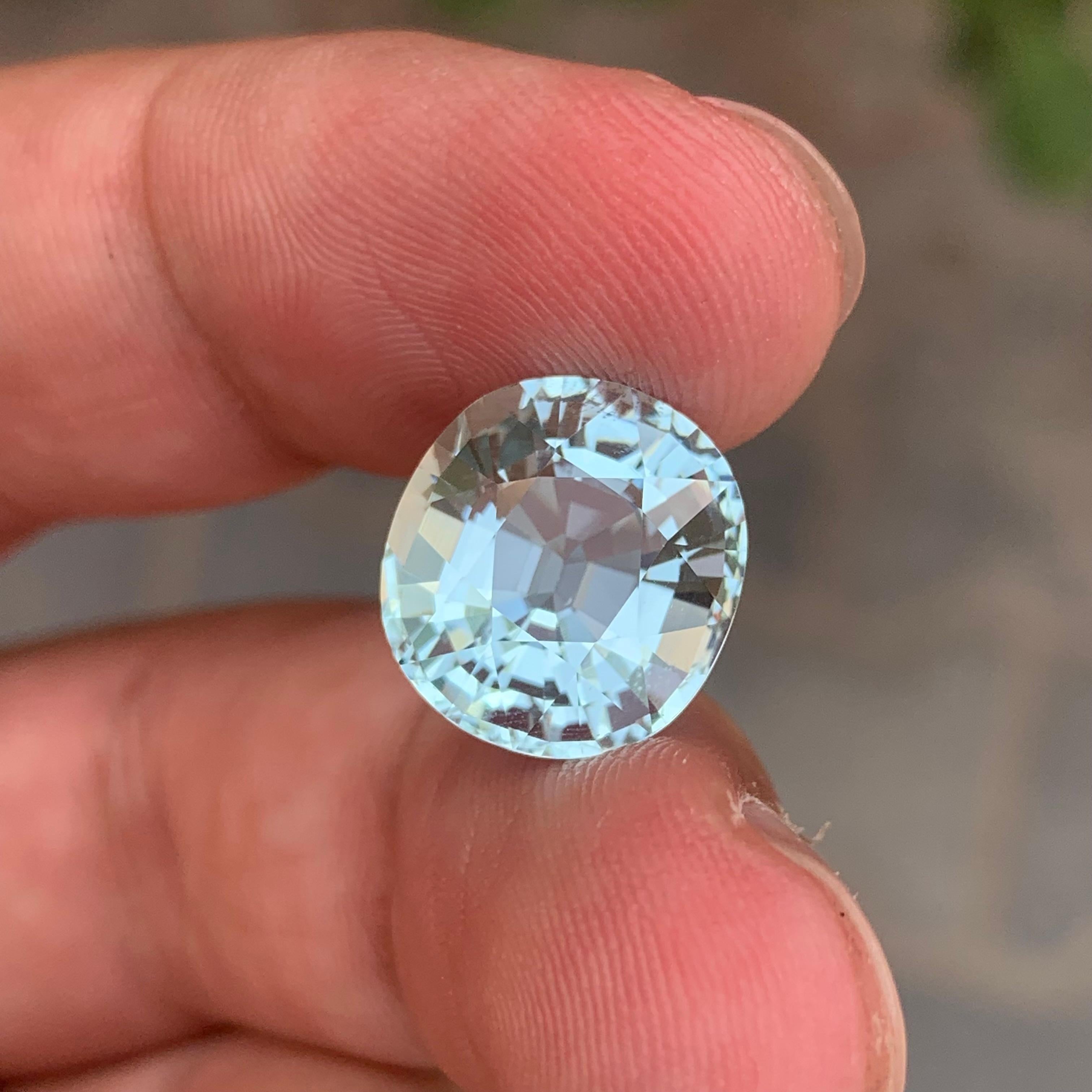 8,30 Karat natürlicher loser Aquamarin Edelstein aus Nigeria im Angebot 3