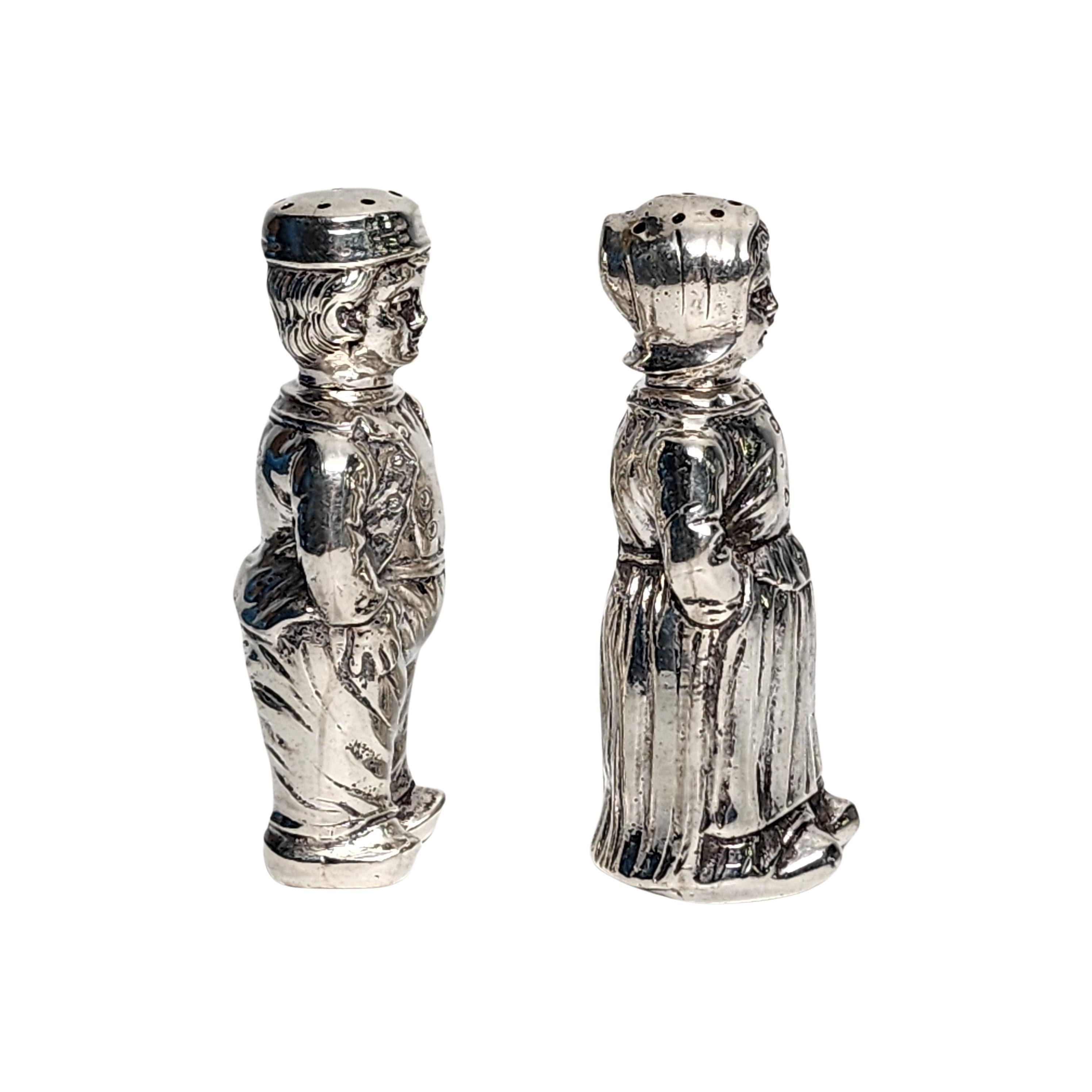830 Silver Dutch Boy and Girl Figural Salt & Pepper Shakers #16020 Unisexe en vente