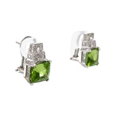 Orecchini in oro bianco 14 carati con diamante peridoto da 8,31 carati