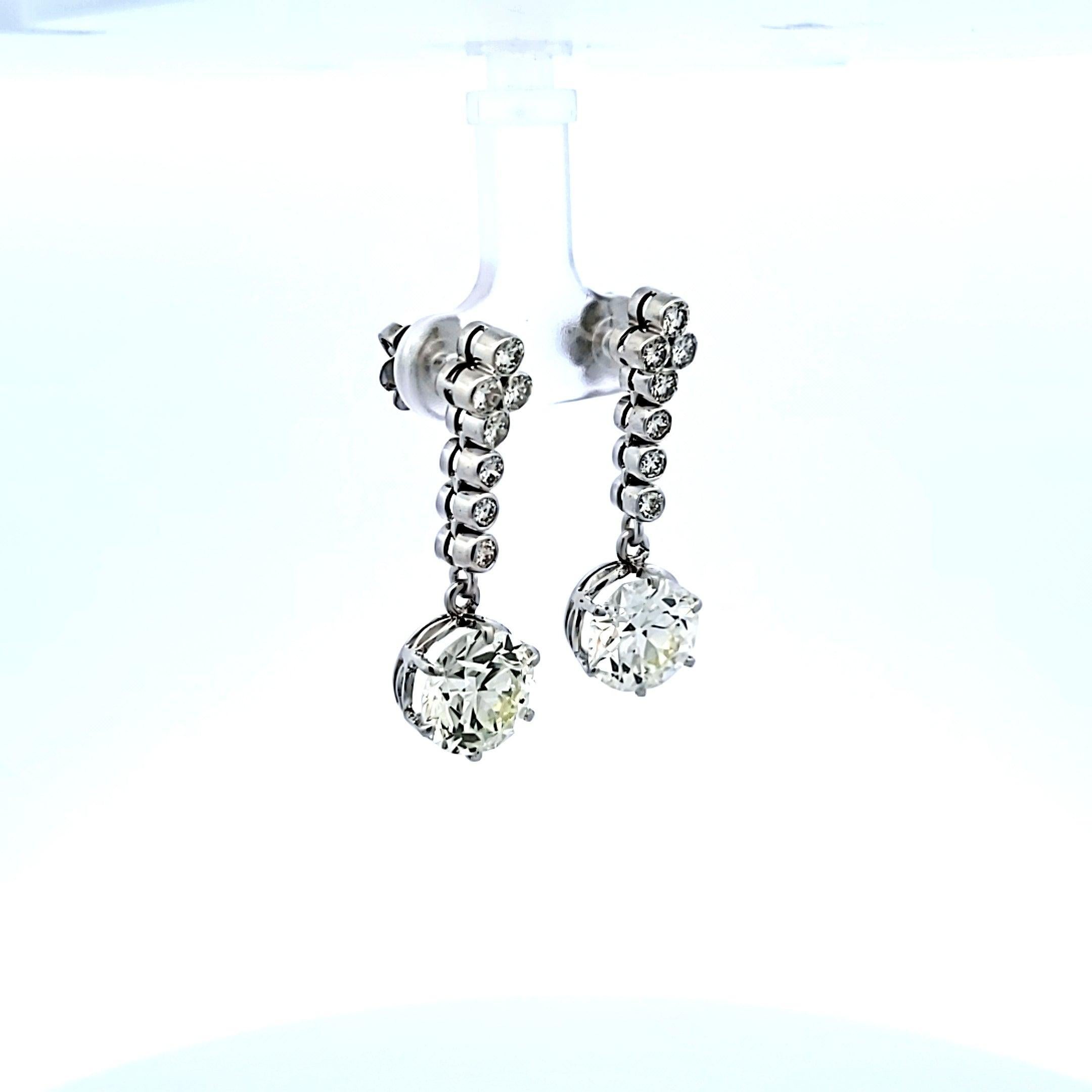 Women's 8.32 Carat Circular Brilliant and Round Brilliant Diamond Platinum Drop Earrings For Sale