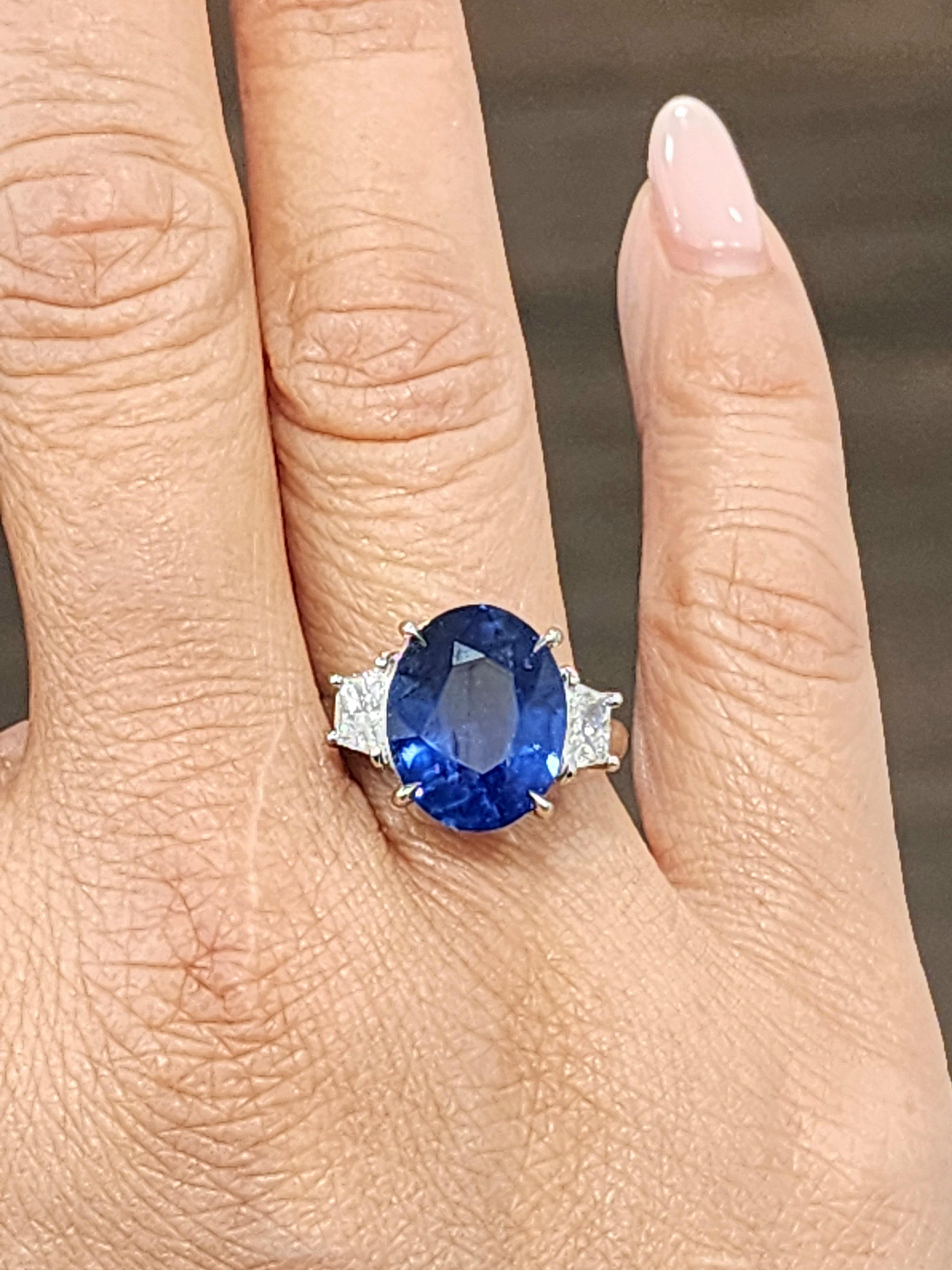 Modern 8.32 ct GIA Certified Natural Sapphire & Diamond Ring