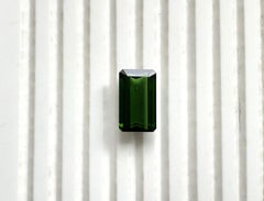8.33 carati di tormalina verde ottagonale Pietra sfaccettata Gemma naturale di alta qualità