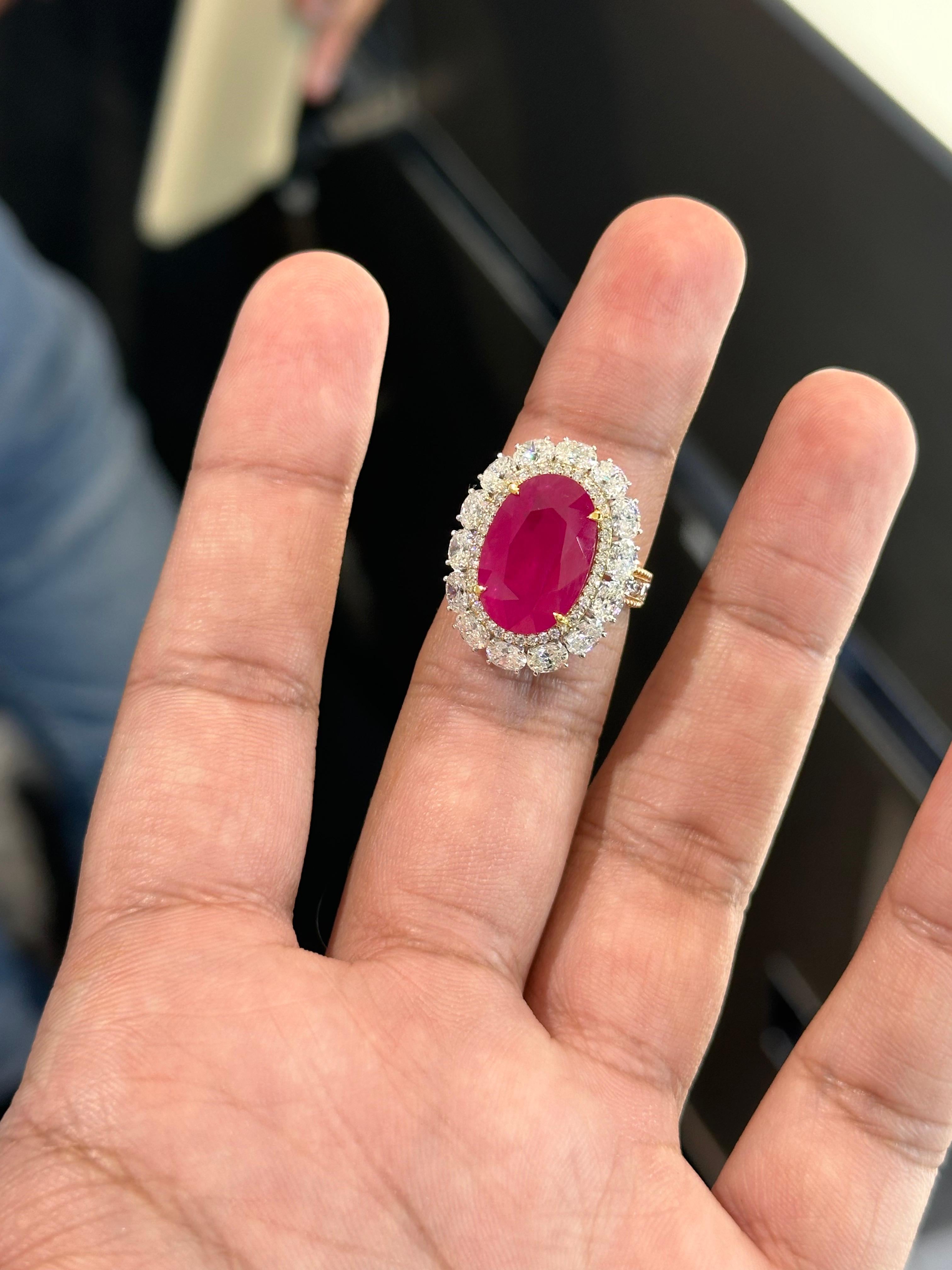 8.34 Carat Burma Ruby & Diamond 18K Gold Ring (Art déco) im Angebot