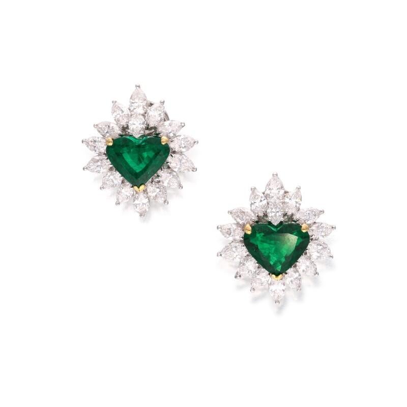 Orecchini con smeraldo e diamante bianco a forma di cuore da 8,34 carati certificati da Gubelin in vendita 4