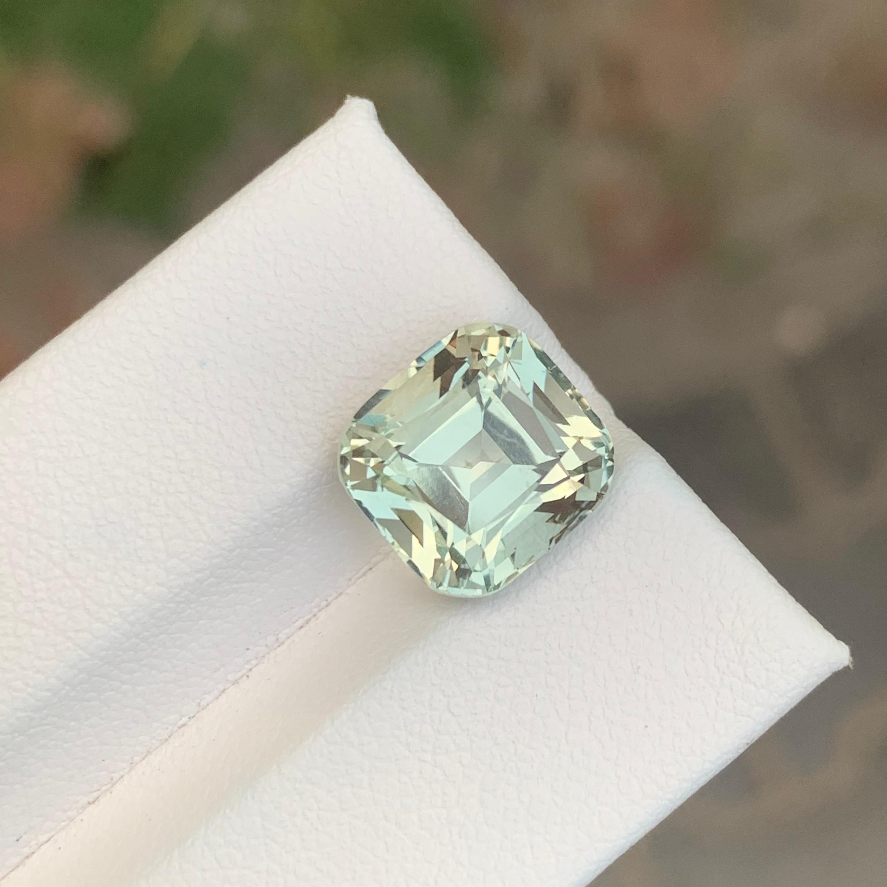 Taglio cuscino 8.35 carati di ametista verde naturale sfusa e di prasiolite a forma di cuscino. in vendita