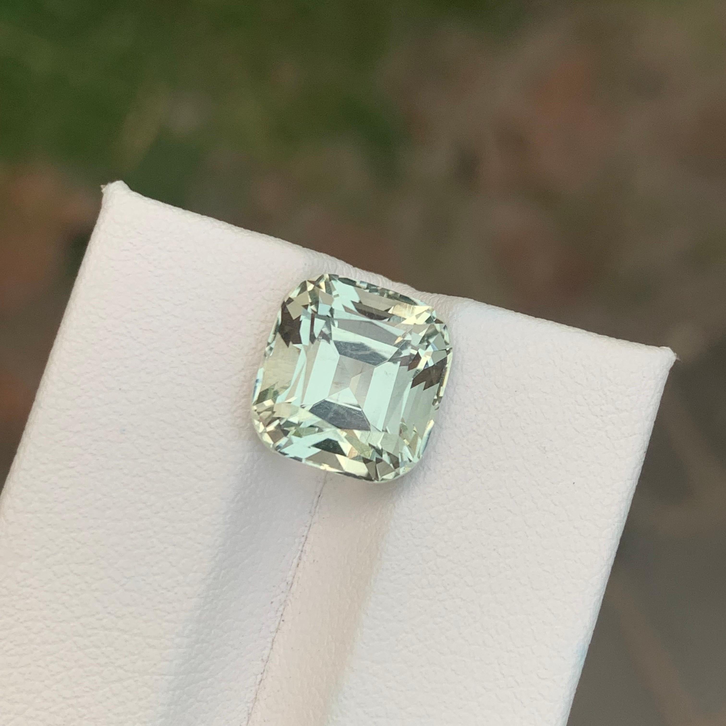 8.35 carati di ametista verde naturale sfusa e di prasiolite a forma di cuscino. In condizioni Nuovo in vendita a Peshawar, PK