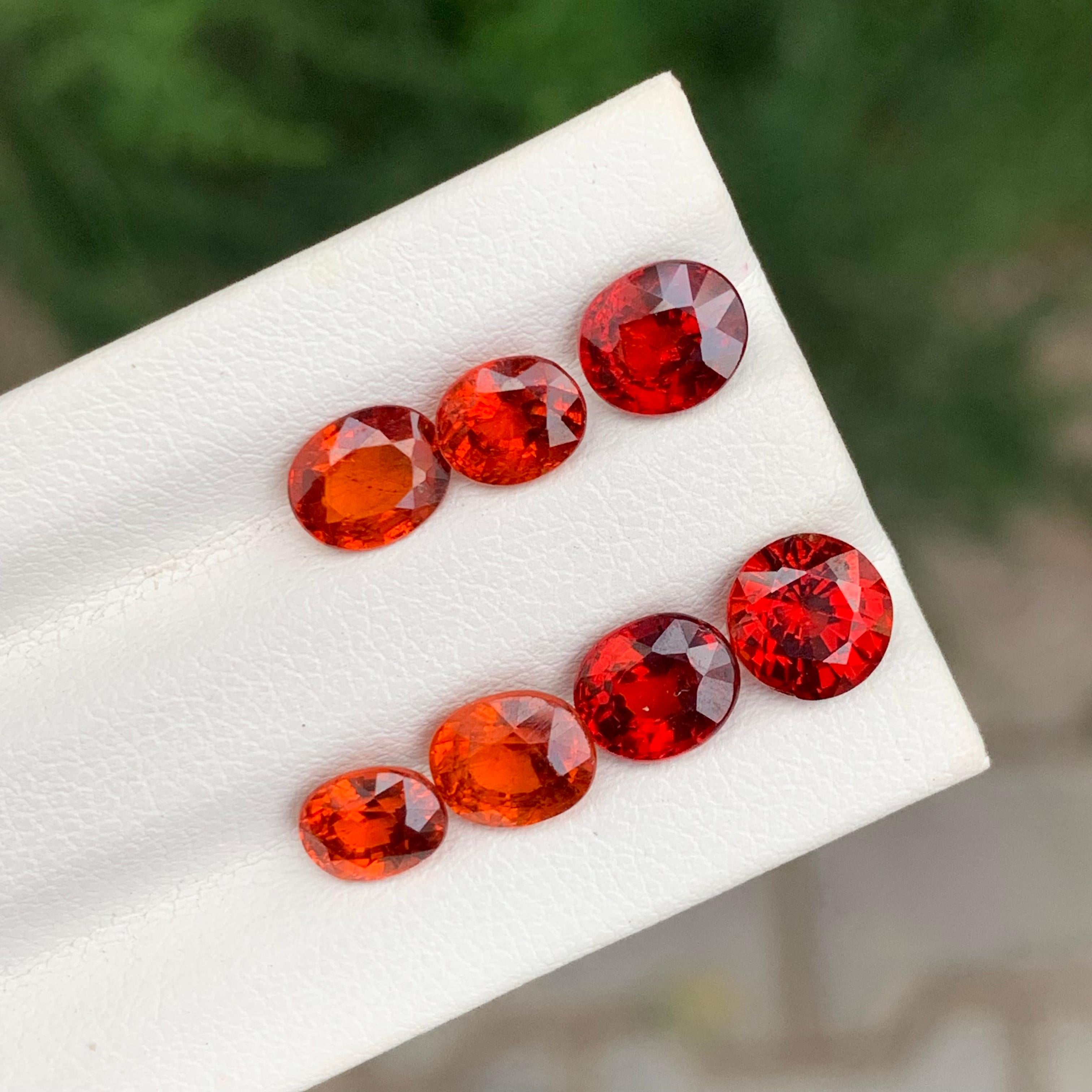Taille ovale Lot de grenats spessartines naturels non sertis de 8.35 carats pour la fabrication de bijoux en vente