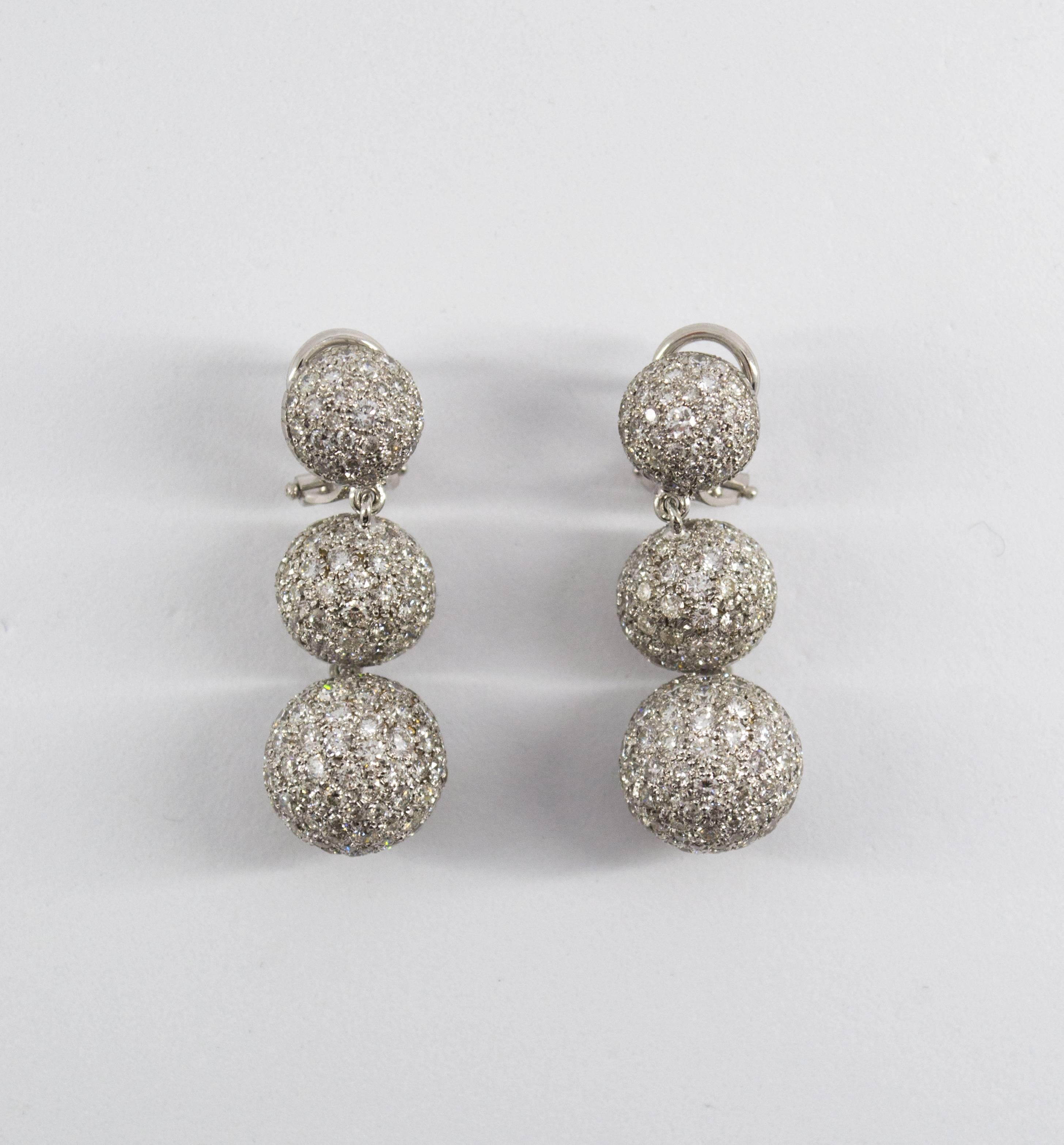 Art Deco 8.35 Carat White Diamond White Gold Drop Clip-On Earrings 5