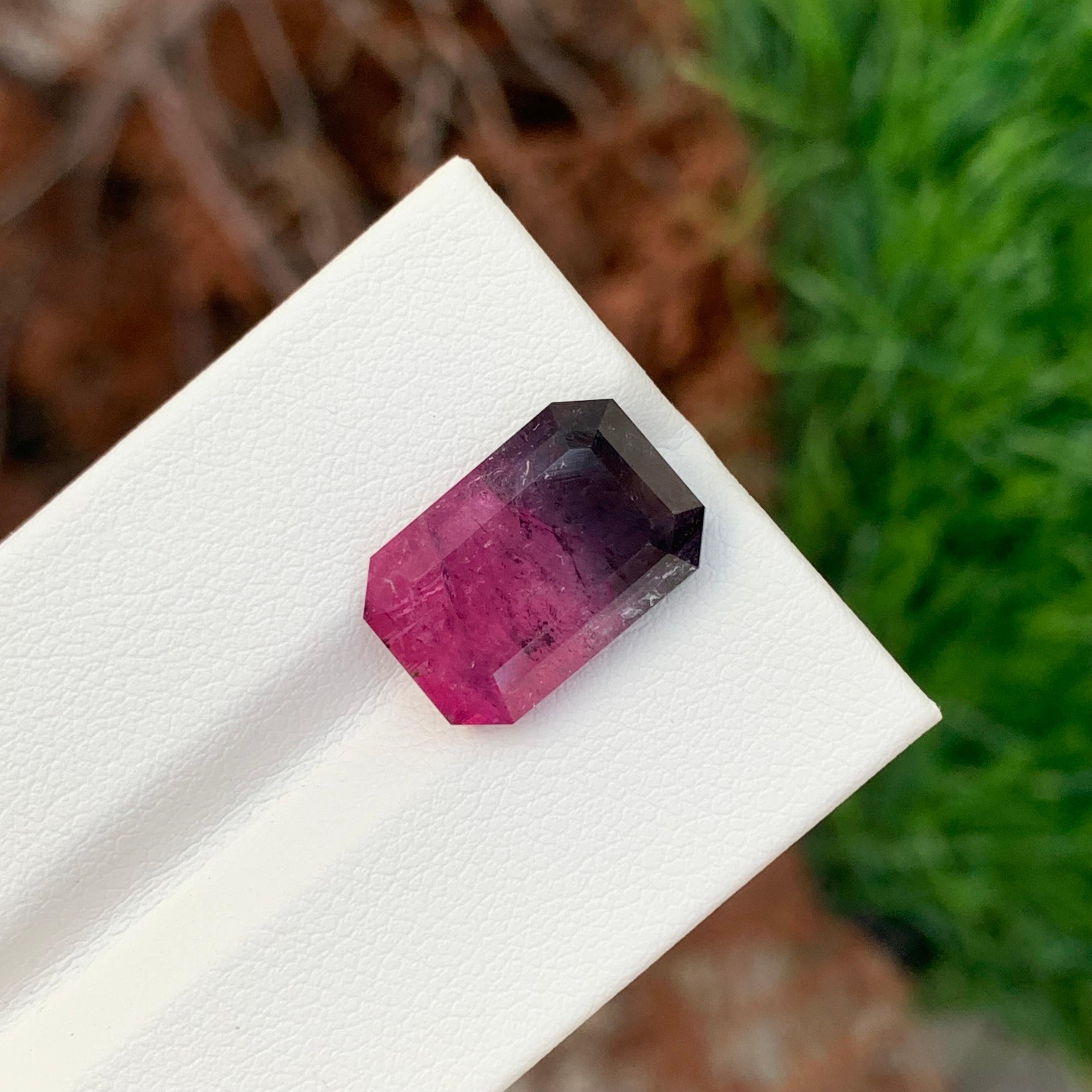 8.35 Carats Natural Loose Bicolour Tourmaline Gemstone Emerald Shape Unisexe en vente