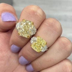 8.36 Carat Round Brilliant Statement Fancy Yellow 14K Gold Sunlit Royal Radiance