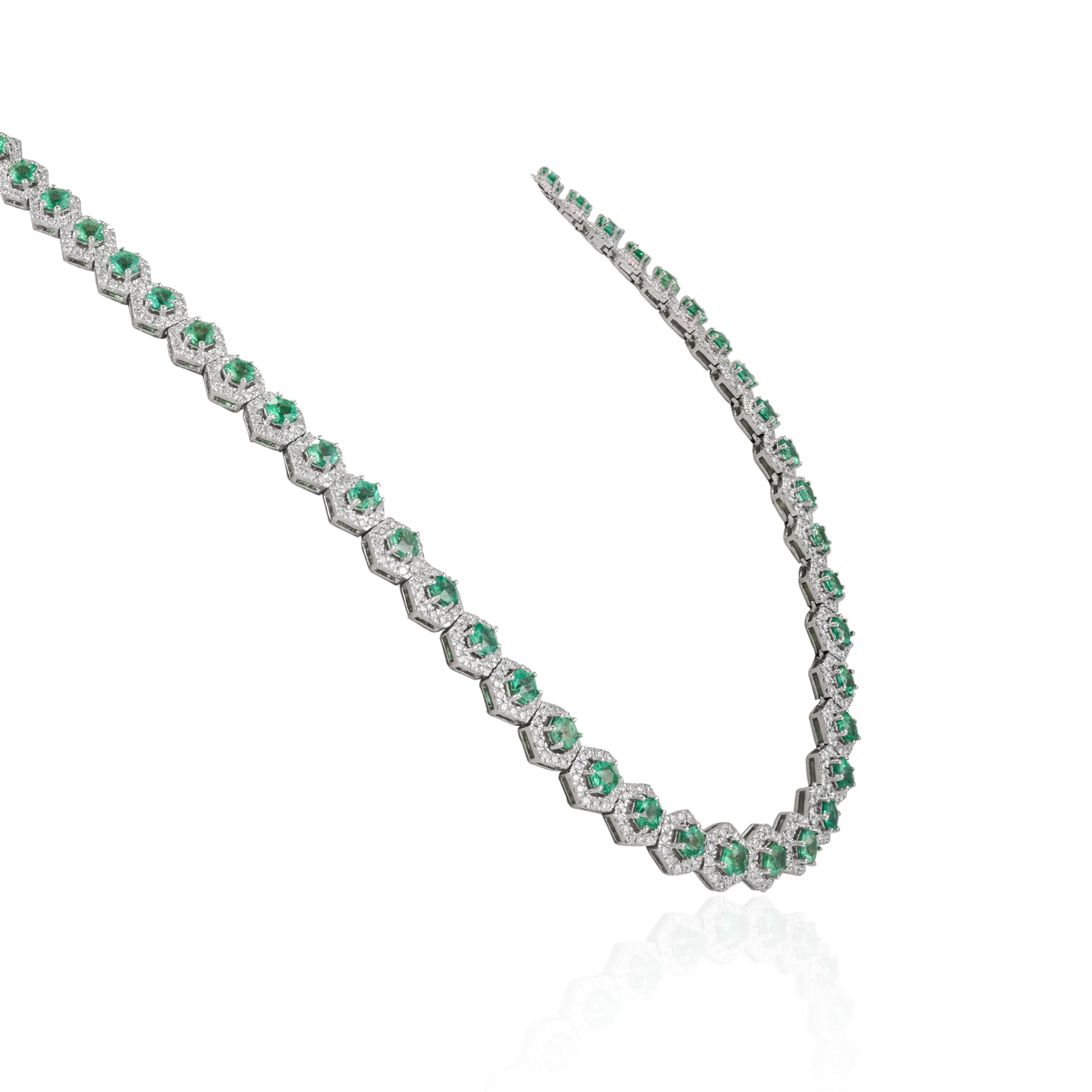 8.36ct Rare Hexagon Emerald and 4.85ct Diamond Tennis Necklace 18k White Gold In New Condition For Sale In Houston, TX