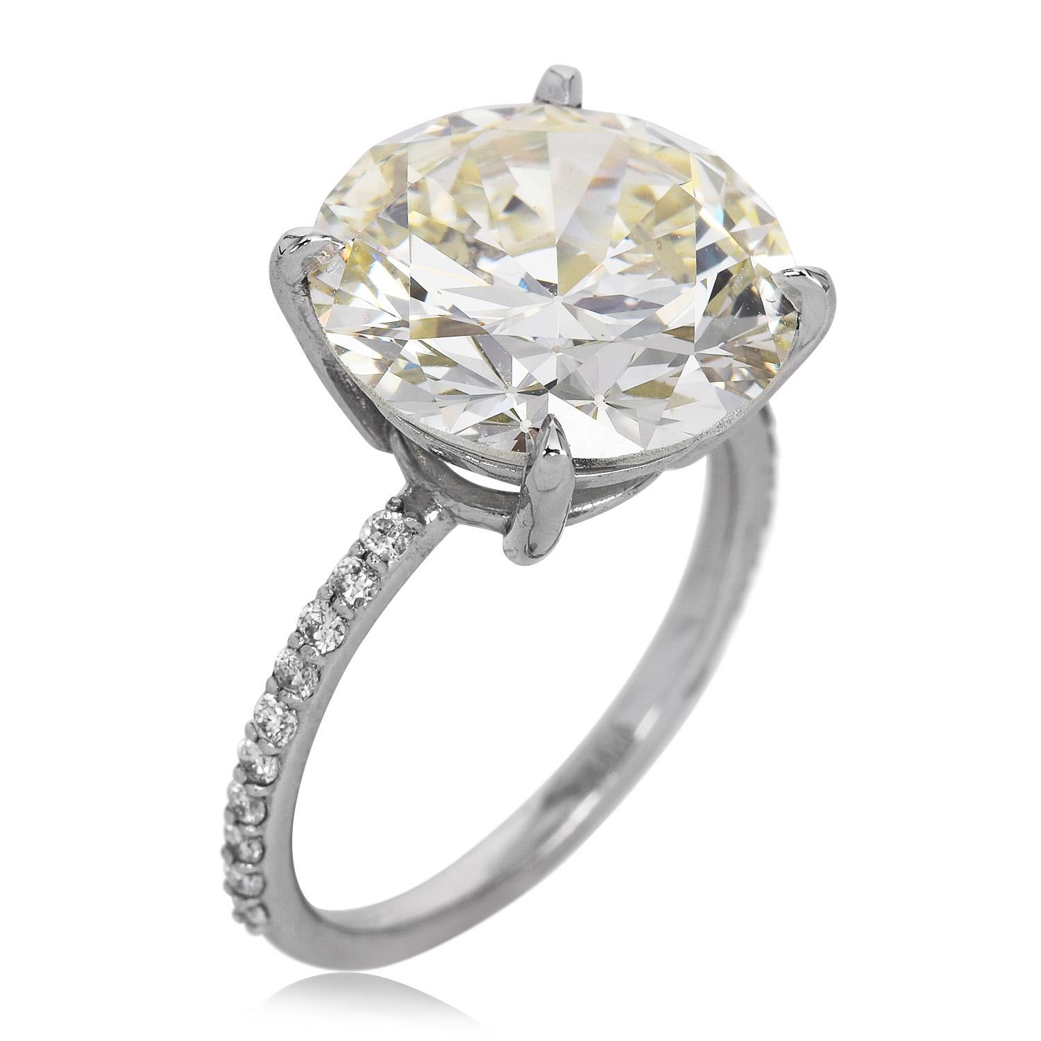8.37 Carats Round Cut Diamond Platinum Solitaire Engagement Ring 1