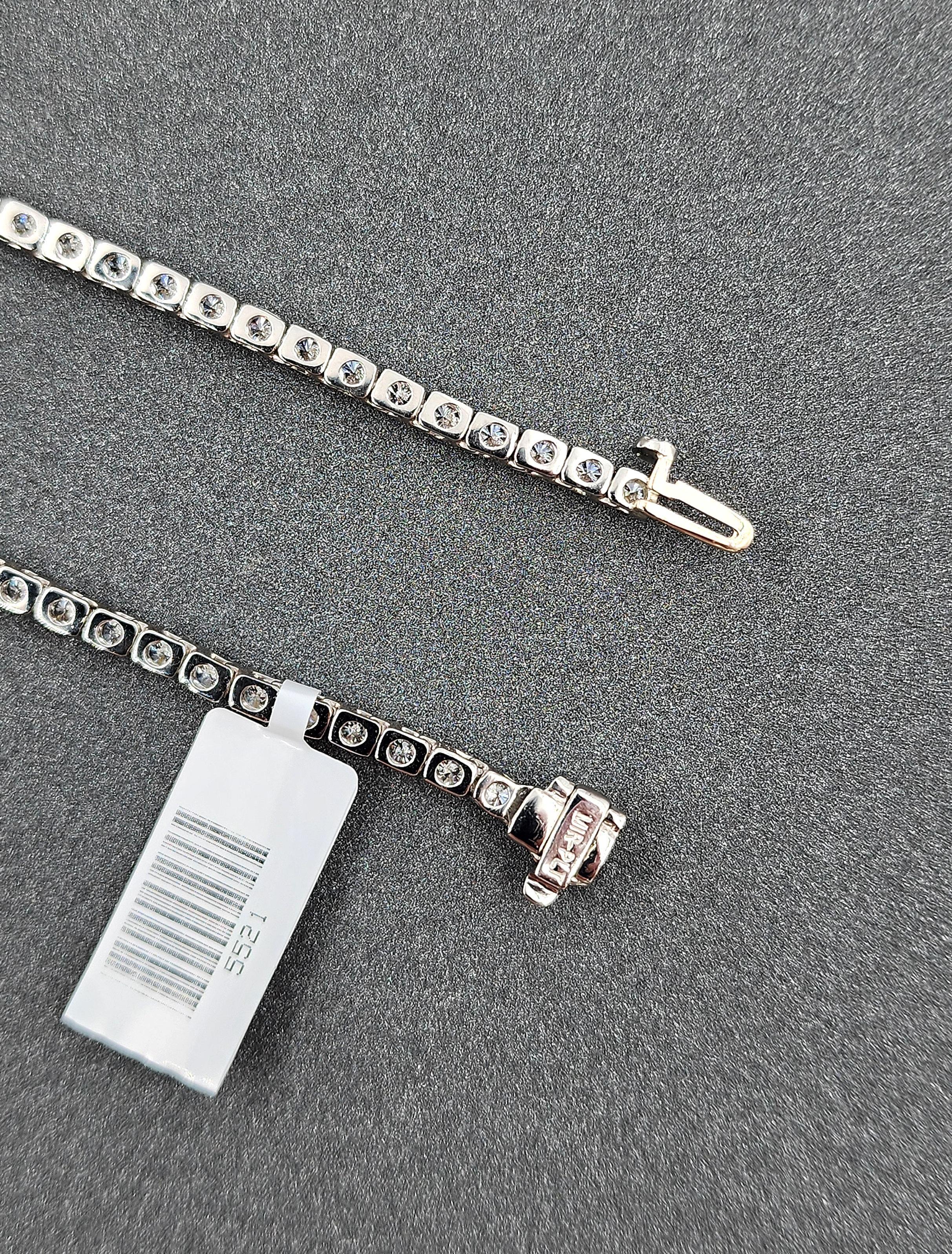 Round Cut 8.38 ct Diamond Tennis Necklace