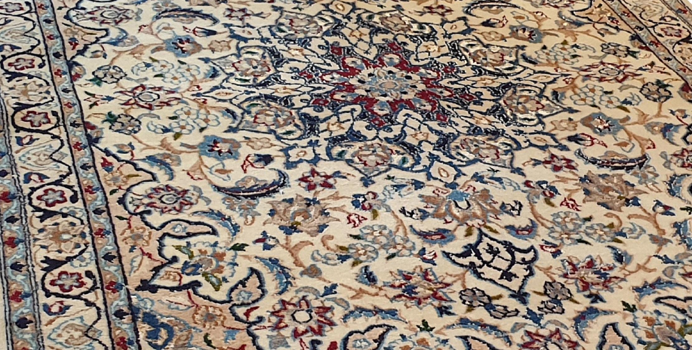 838 - Schöner Nain-Teppich im Vintagestil (Zentralasiatisch) im Angebot