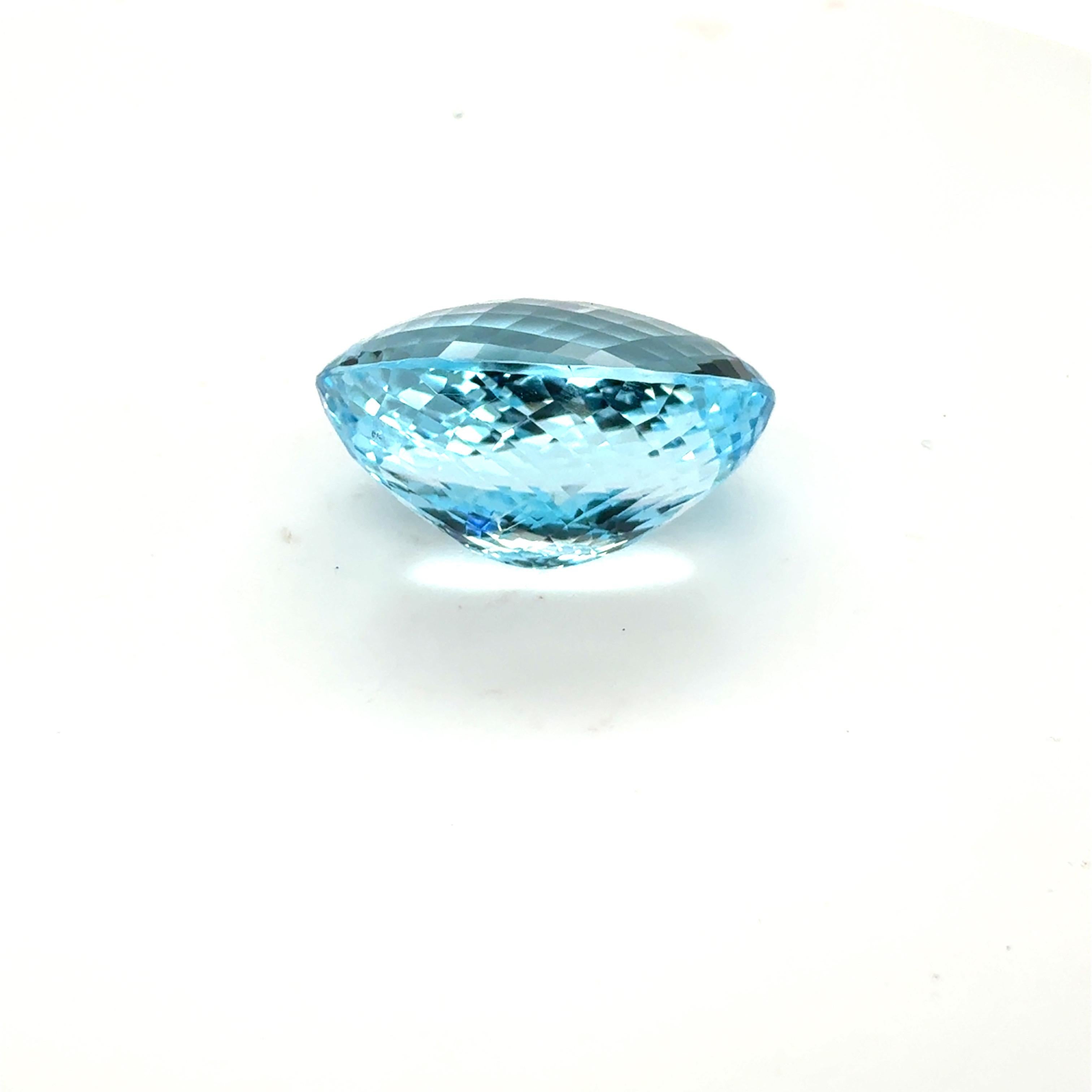 83,83 Carati di Topazio Blu Taglio Ovale Gemma Sciolta in vendita 7