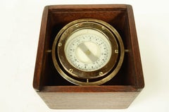 8396 Nautischer Magnetkompass aus Messing und Glas signiert Star Pathfinder 1930er Jahre