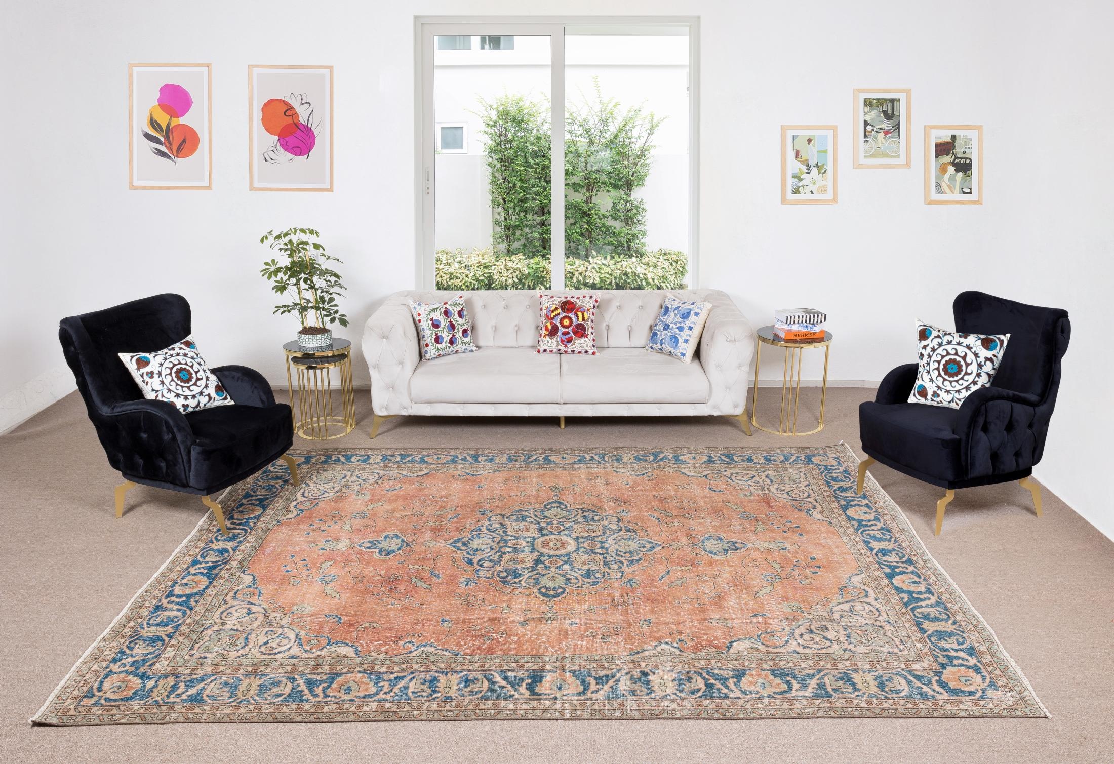 8.3x11.5 Ft One-of-a-Kind Vintage Area Rug, Traditional Handmade Turkish Carpet In Good Condition For Sale In Spring Valley, NY