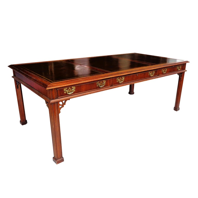 North American 7' Banded Chippendale Regency Sligh Furniture Writing Desk For Sale