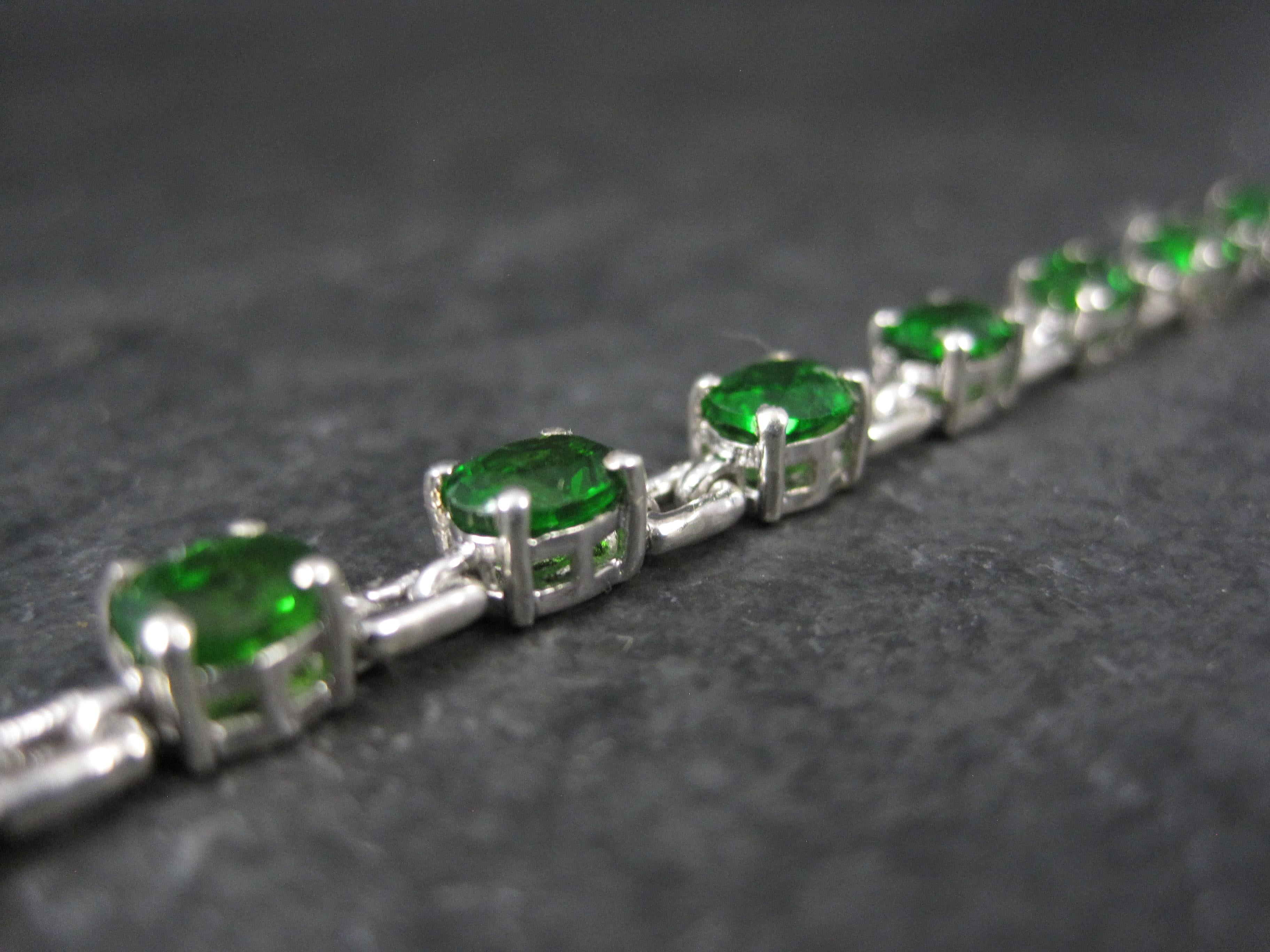 Pulsera de tenis de diópsido cromado de 8,4 quilates Plata de ley 7,75 en venta 3
