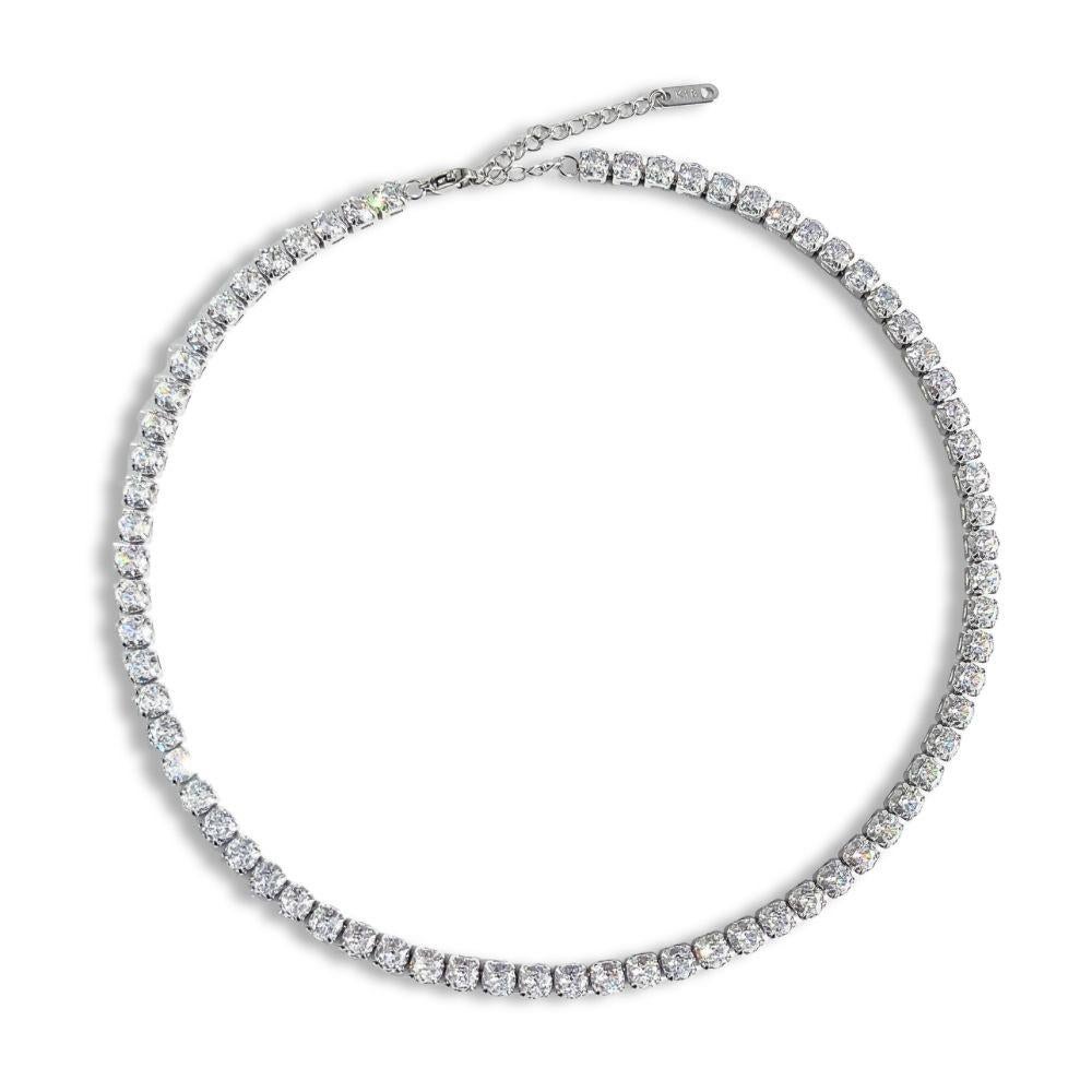 Taglio rotondo Collana Tennis con diamanti da 84 carati  1 Carato ciascuno  Colore D. F. A.  Chiarezza VVS in vendita