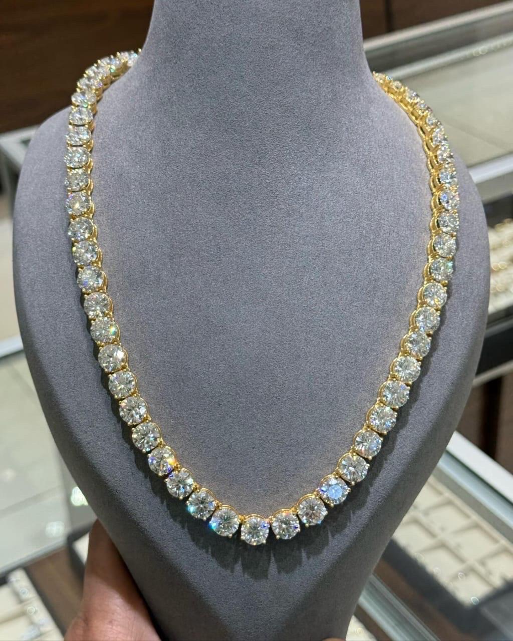Collar de tenis con diamantes de 84 quilates  1 quilate cada uno  F-G-H Color  Claridad VS Romántico en venta