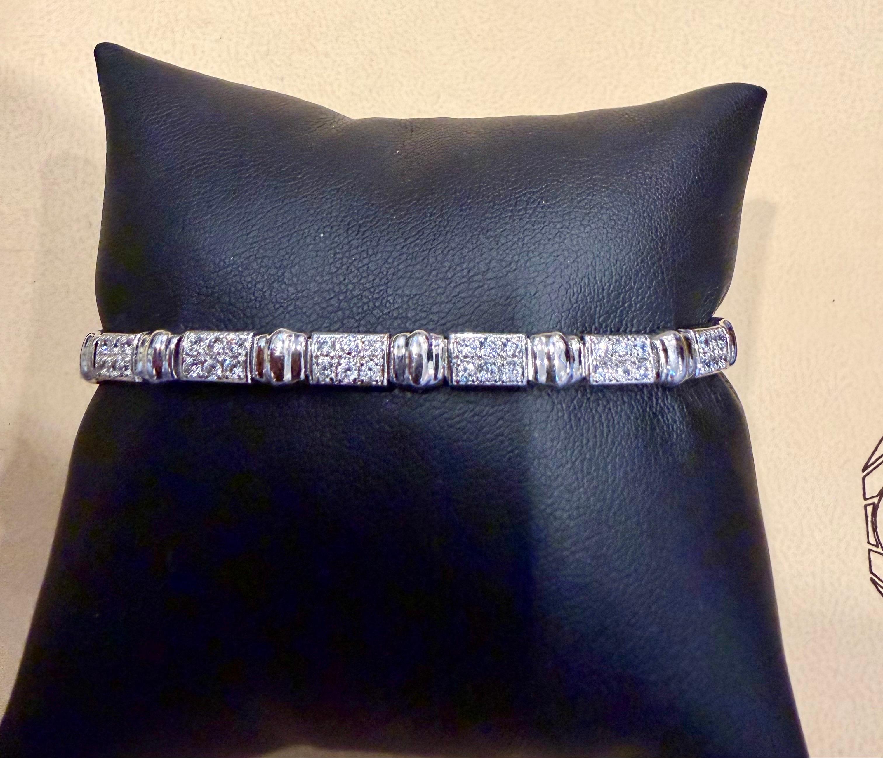 84 Diamantes Redondos 3-4 Cada Pulsera de Tenis en Oro de 14 Kilates  7 