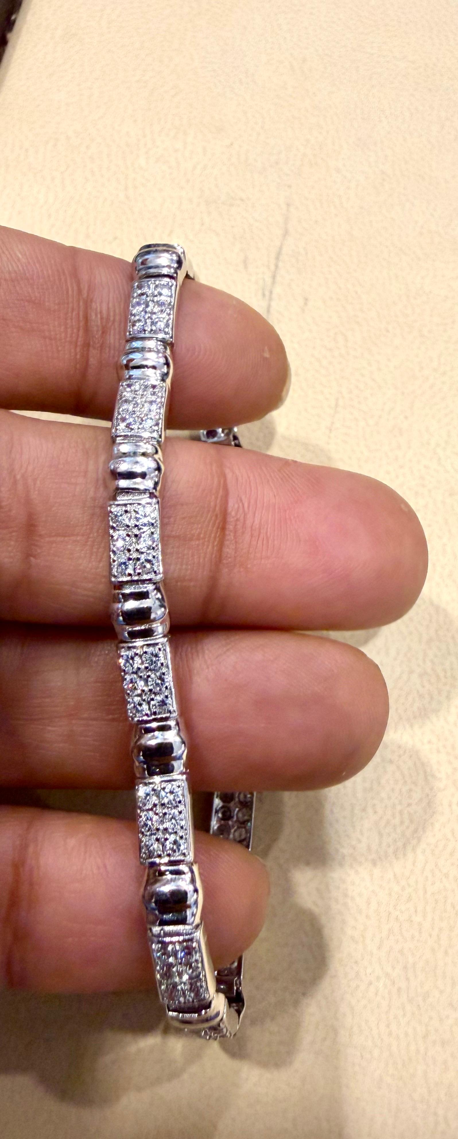 84 Diamantes Redondos 3-4 Cada Pulsera de Tenis en Oro de 14 Kilates  7 