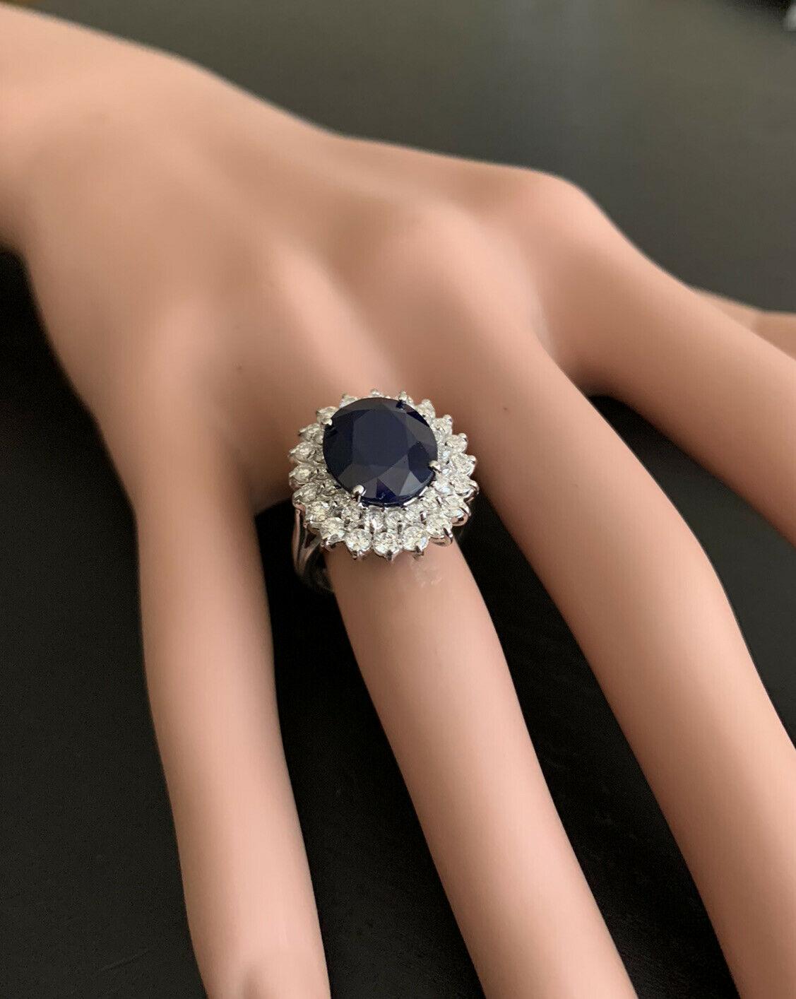 Zafiro azul natural de 8,40 quilates y diamante Anillo de oro blanco macizo de 14 quilates en venta 2