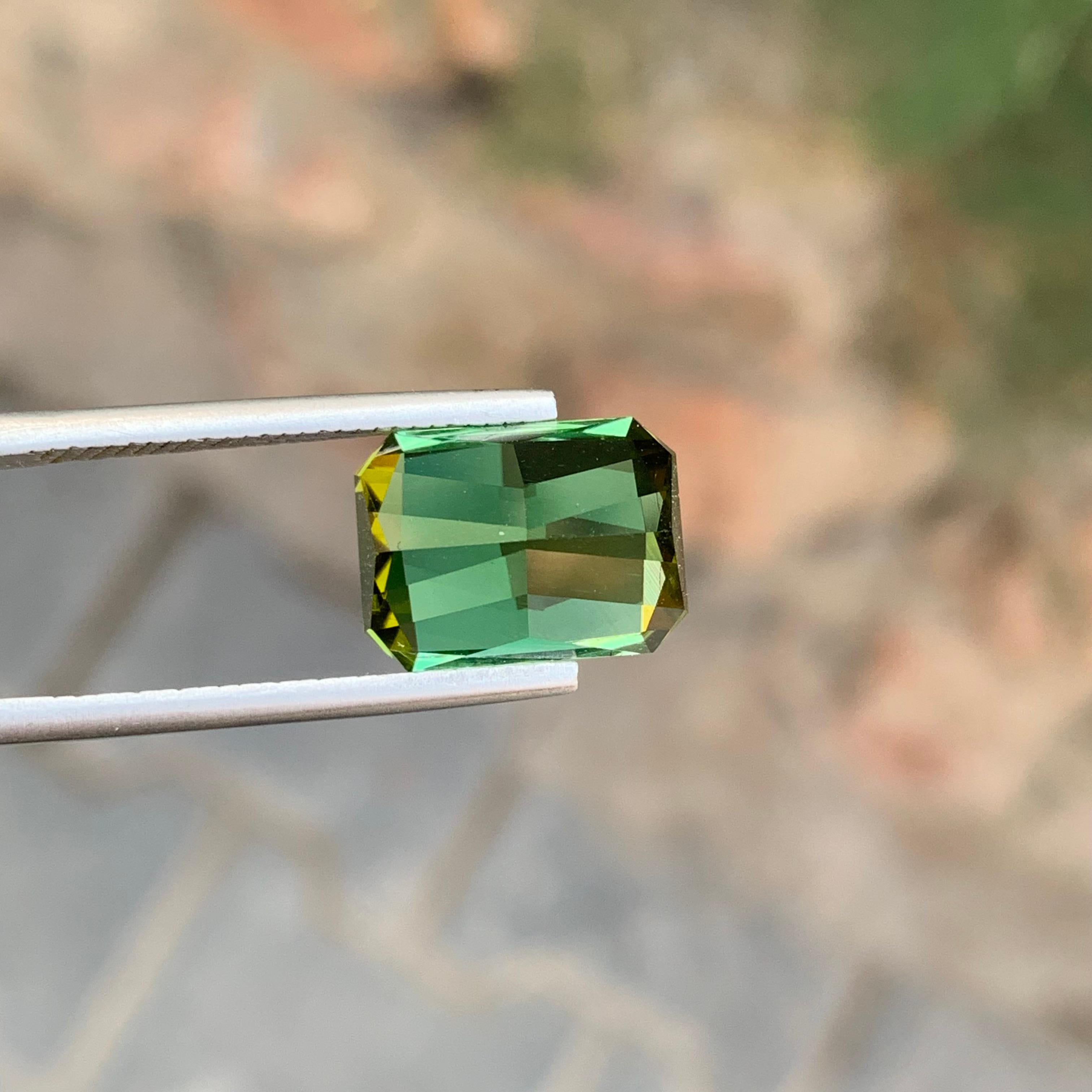 8.40 Carat Natural Loose Green Tourmaline Scissor Cut Gemstone For Sale 7