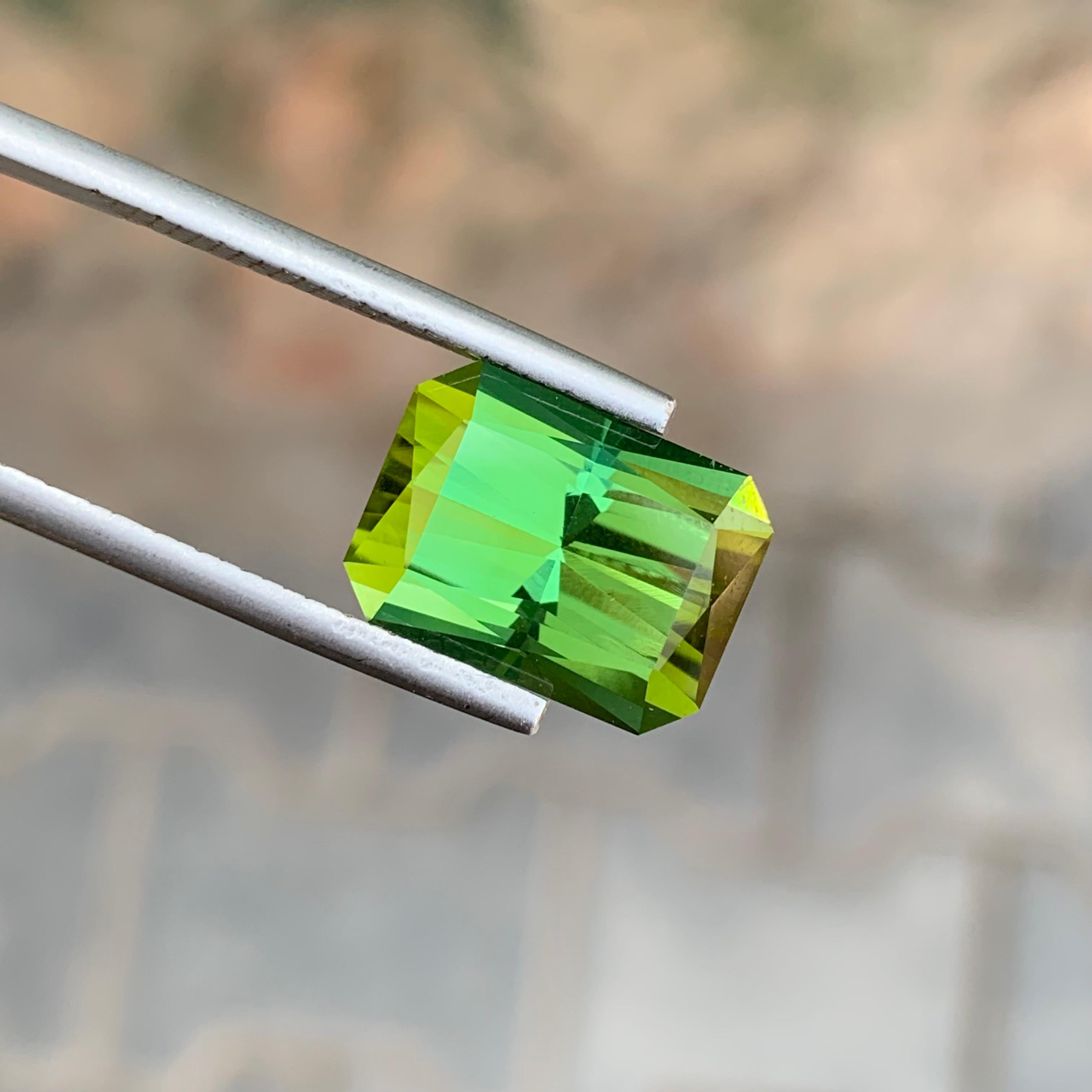 Women's or Men's 8.40 Carat Natural Loose Green Tourmaline Scissor Cut Gemstone For Sale
